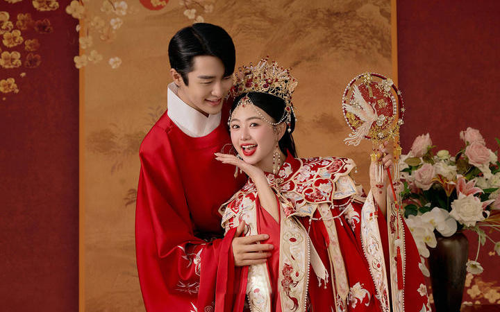 中式俏皮婚纱照❤️‍🔥甜到心坎里啦❗❗