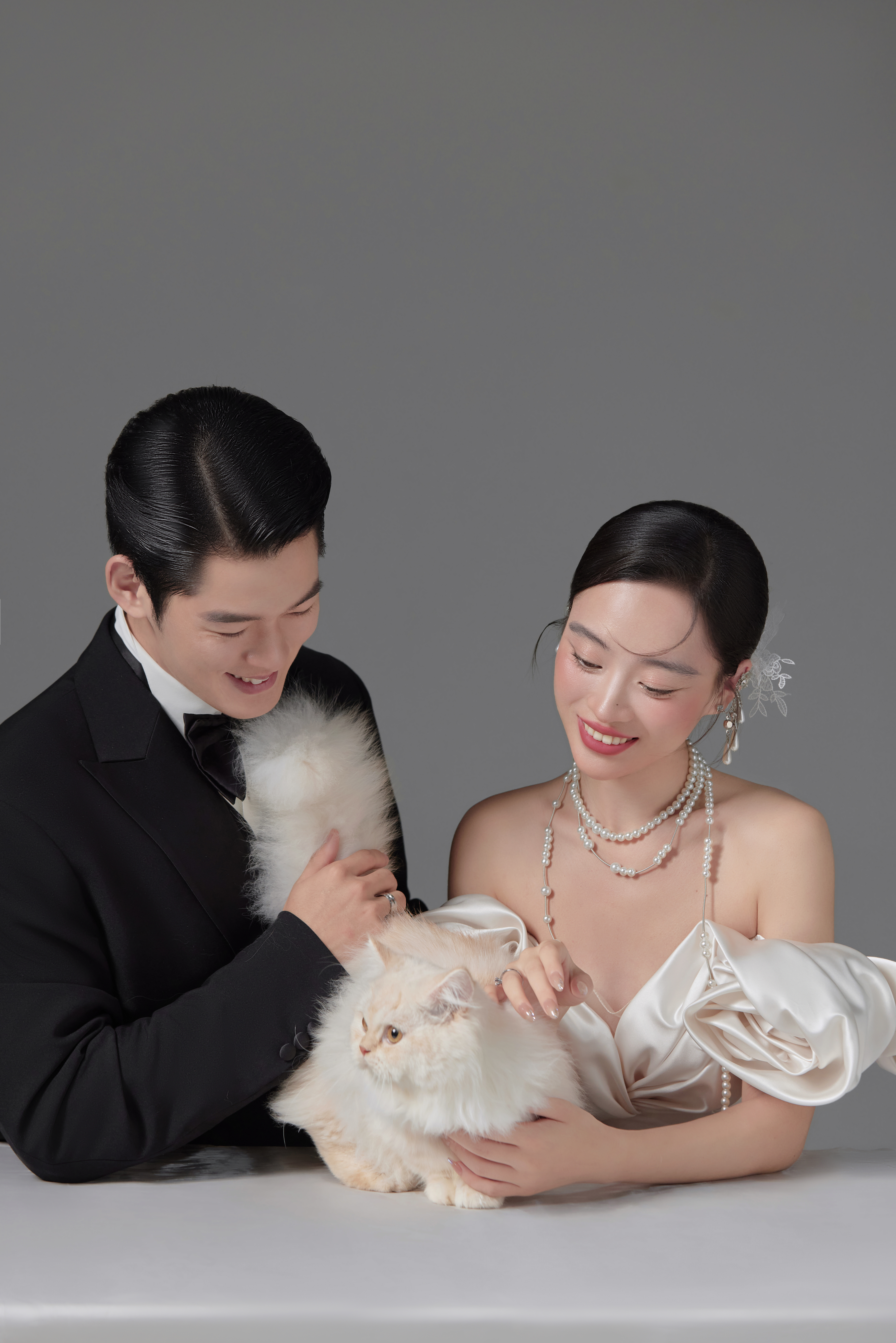 【特价套餐】极简人像婚纱照套餐3999