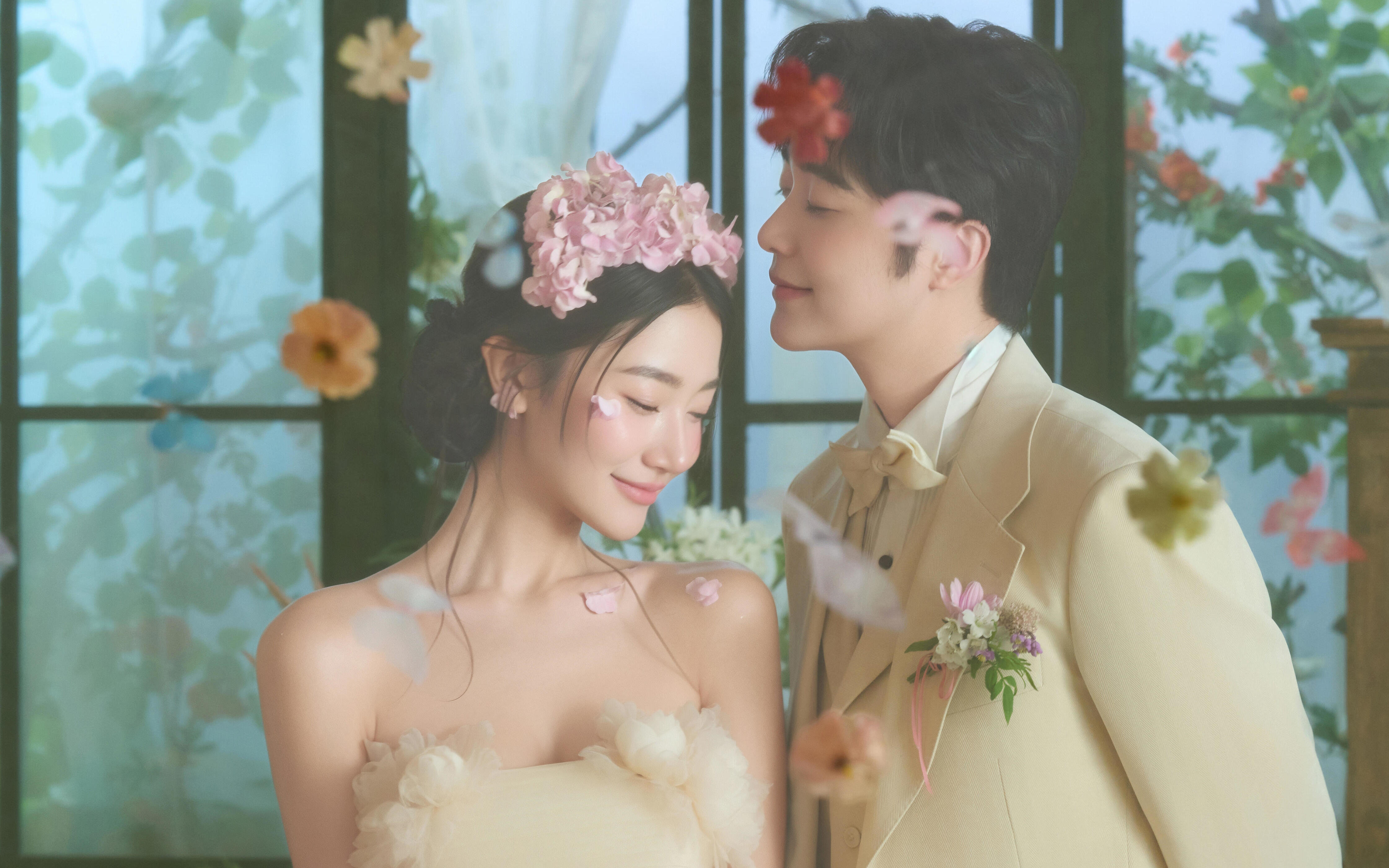 【爱丽丝花园婚纱照】