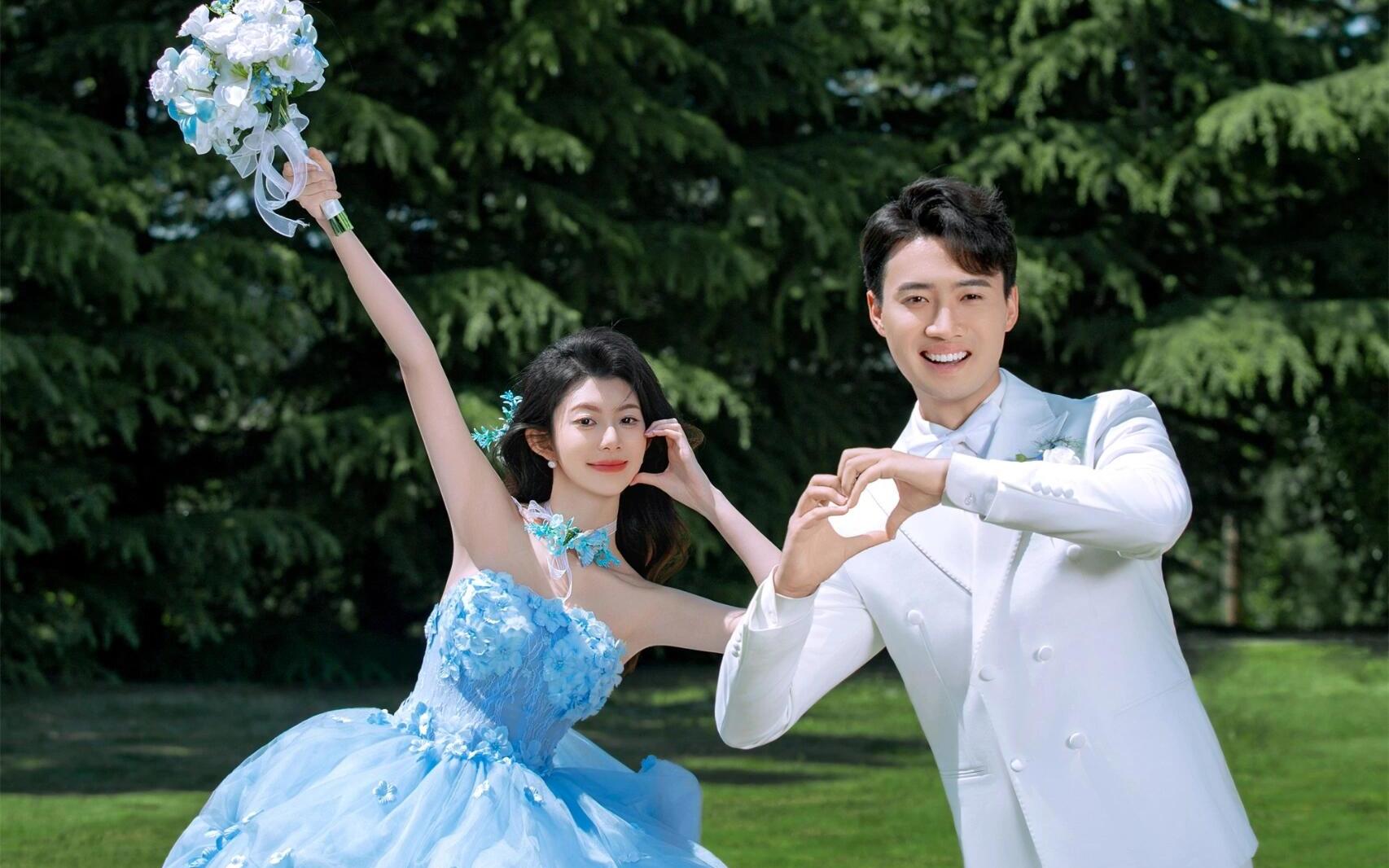 【蓝色花神裙配草地也太仙了！】