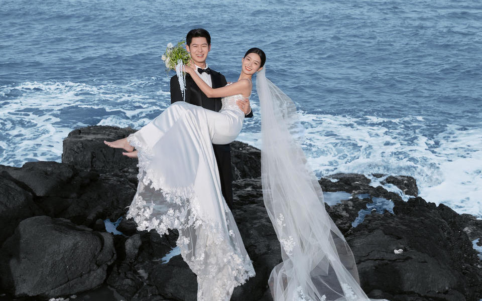海景礁石定格永恒浪漫