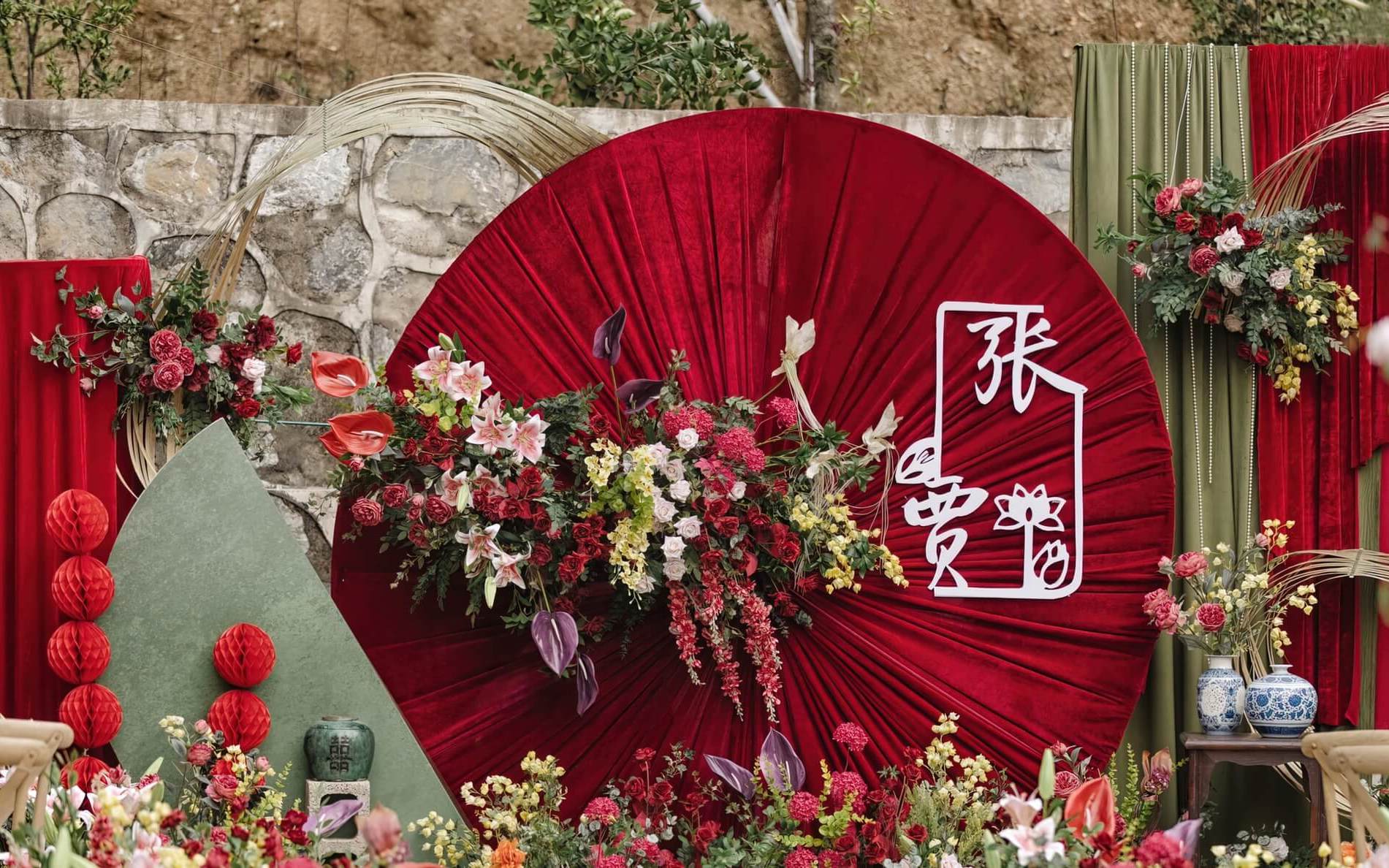 【金铂爵】红绿撞色新中式庭院婚礼