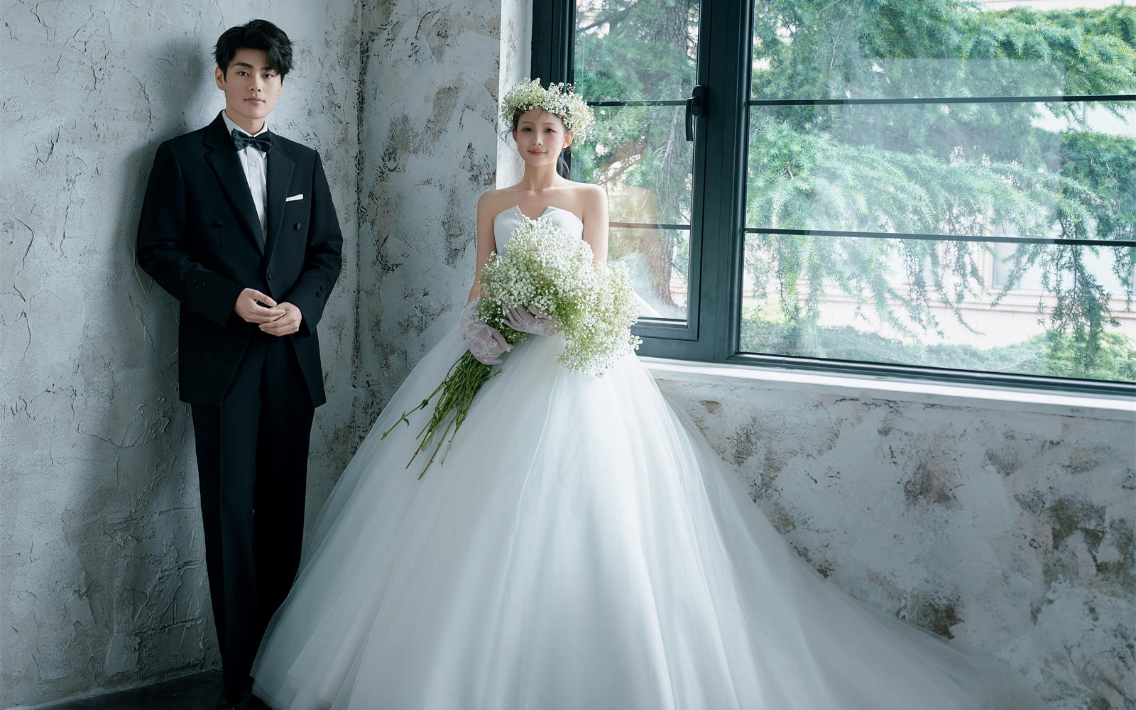 溫柔復(fù)古婚紗照??這組室內(nèi)婚紗照直接美到失語(yǔ)！