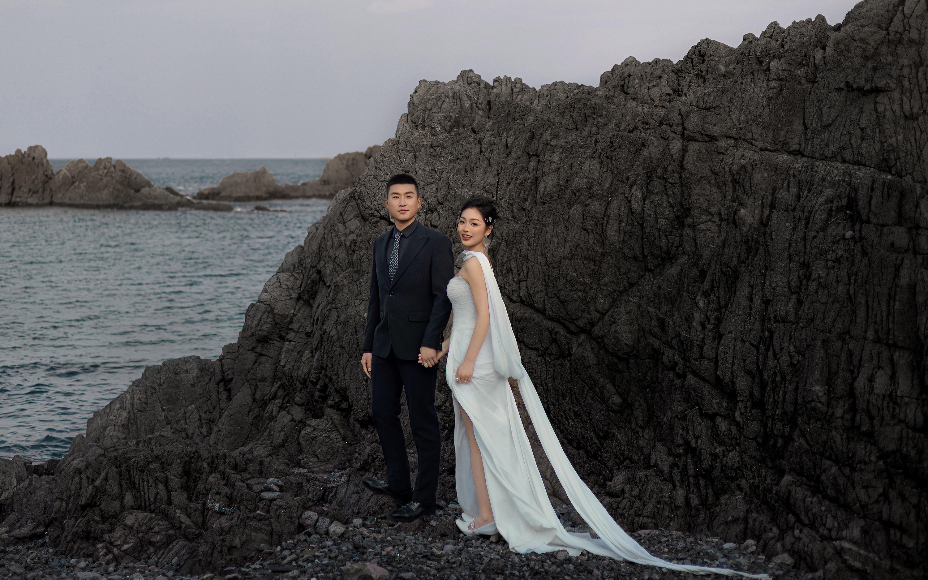 客片.不用去冰岛也可以拍出黑沙滩婚纱照！