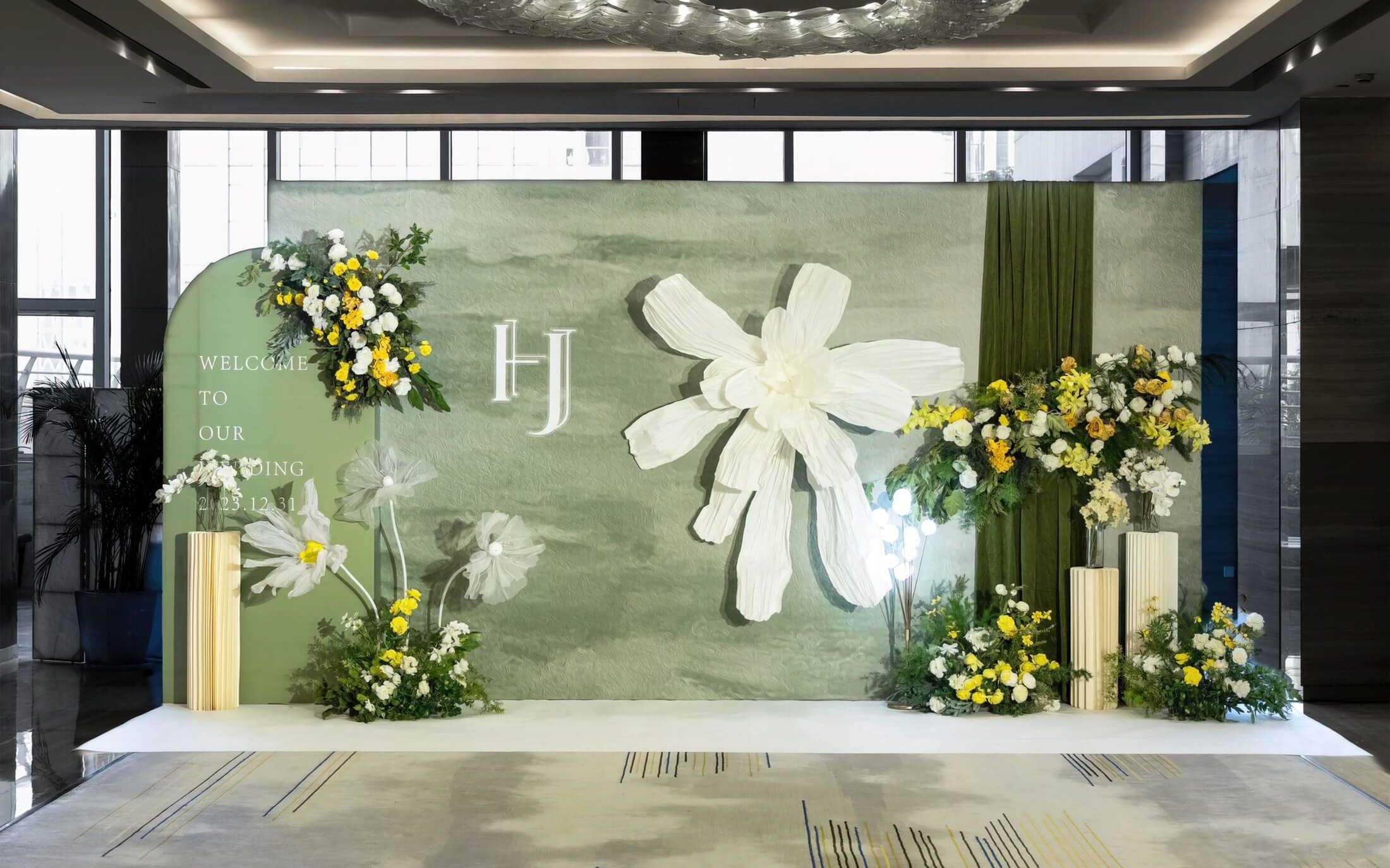 裸心堡户外婚礼超上镜哒|自然系婚礼布置