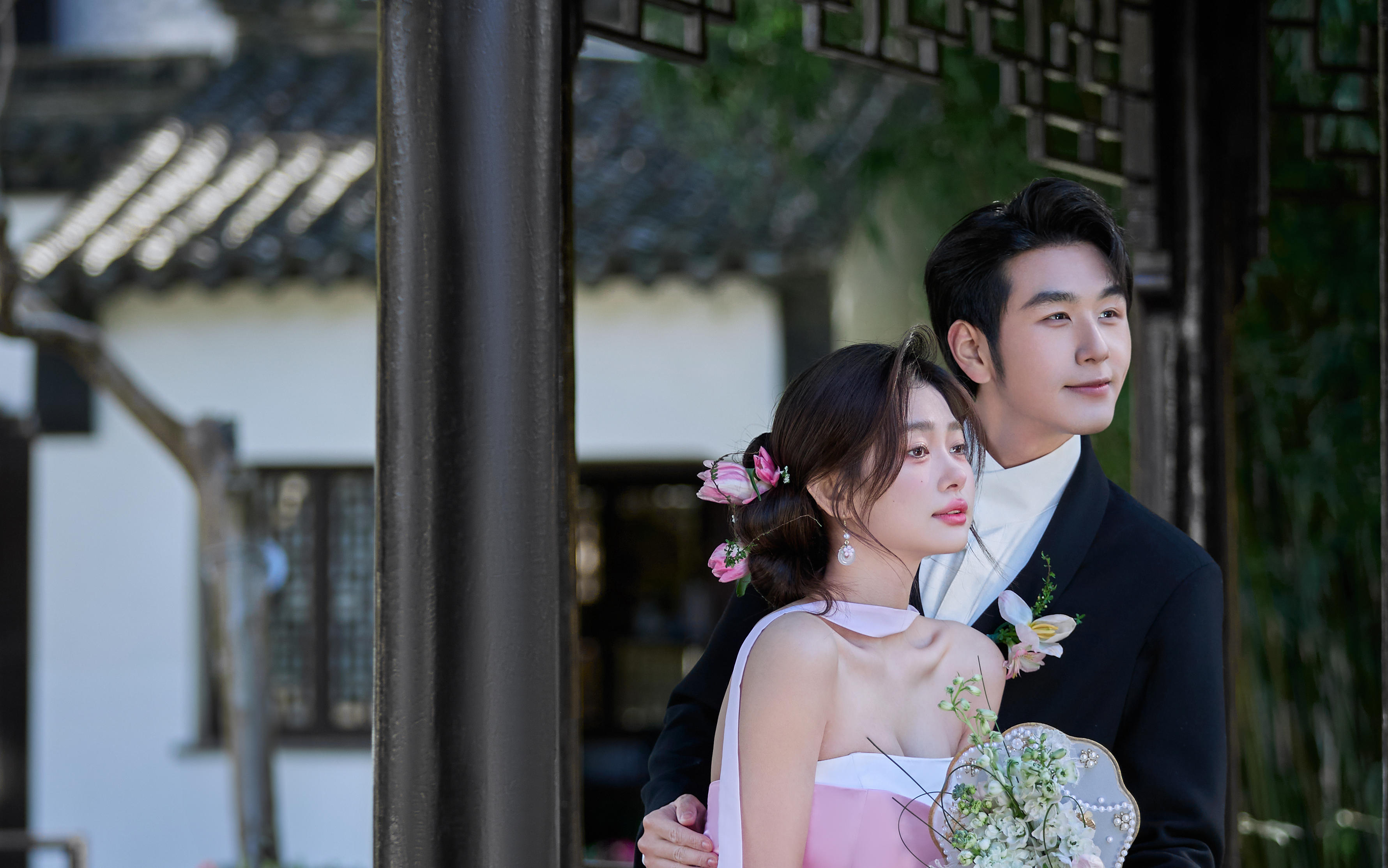 【奥斯卡摄影】桃花笑靥🎀新中式园林婚纱照