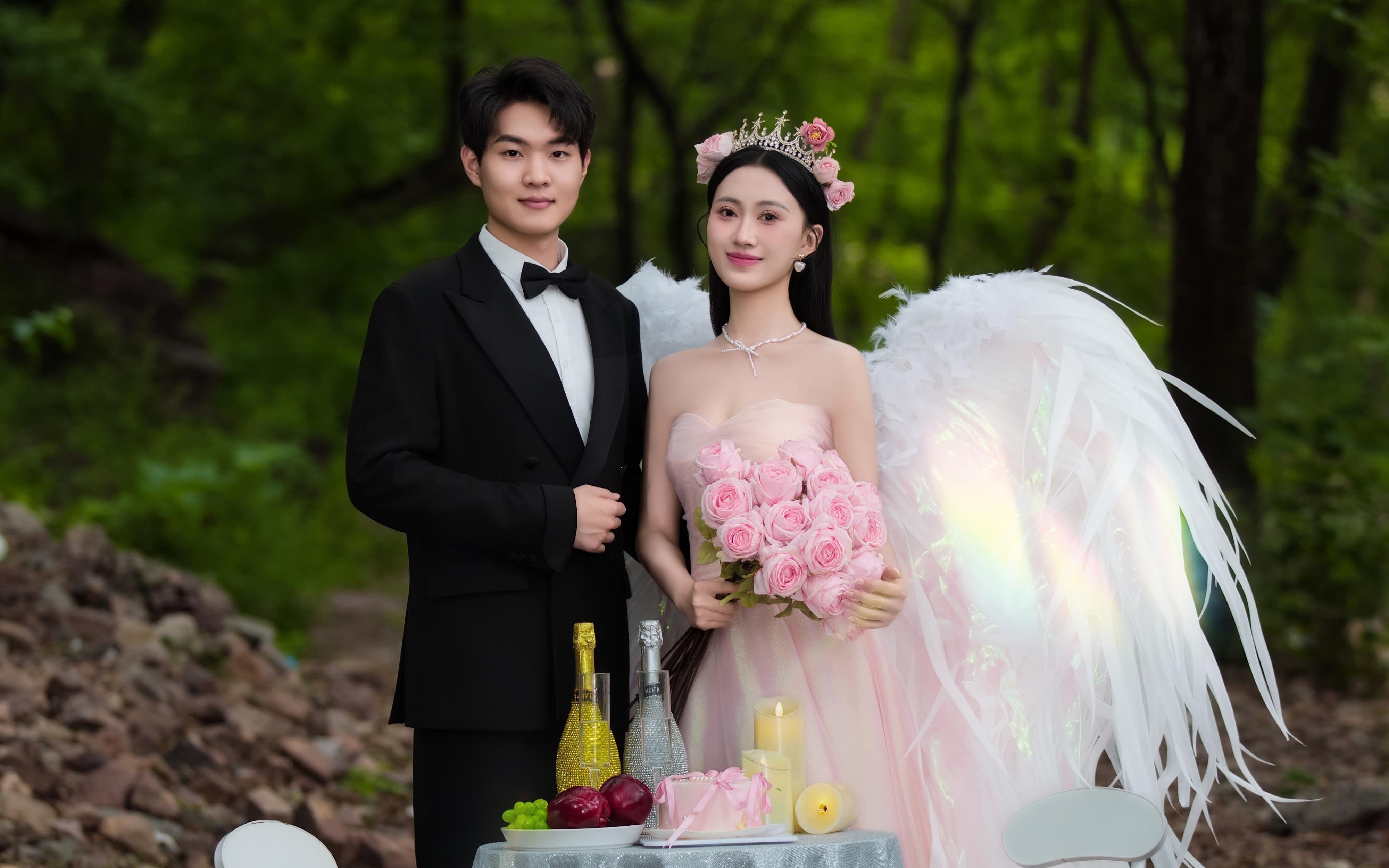 純客片丨浪漫森系婚紗照美得像童話(huà)故事