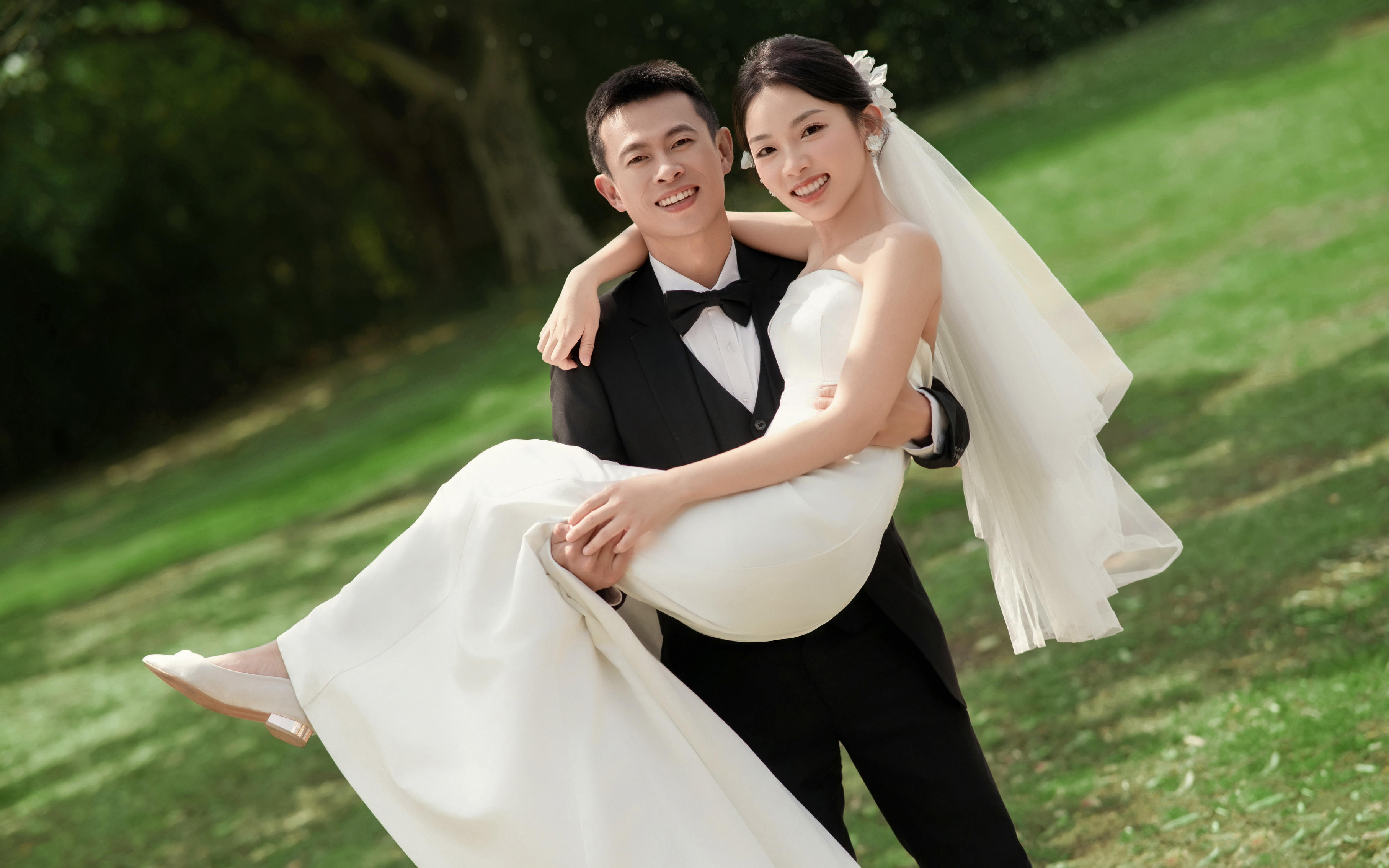 『愛(ài)是一枚薄荷盛夏里的吻』??ins森系婚紗照