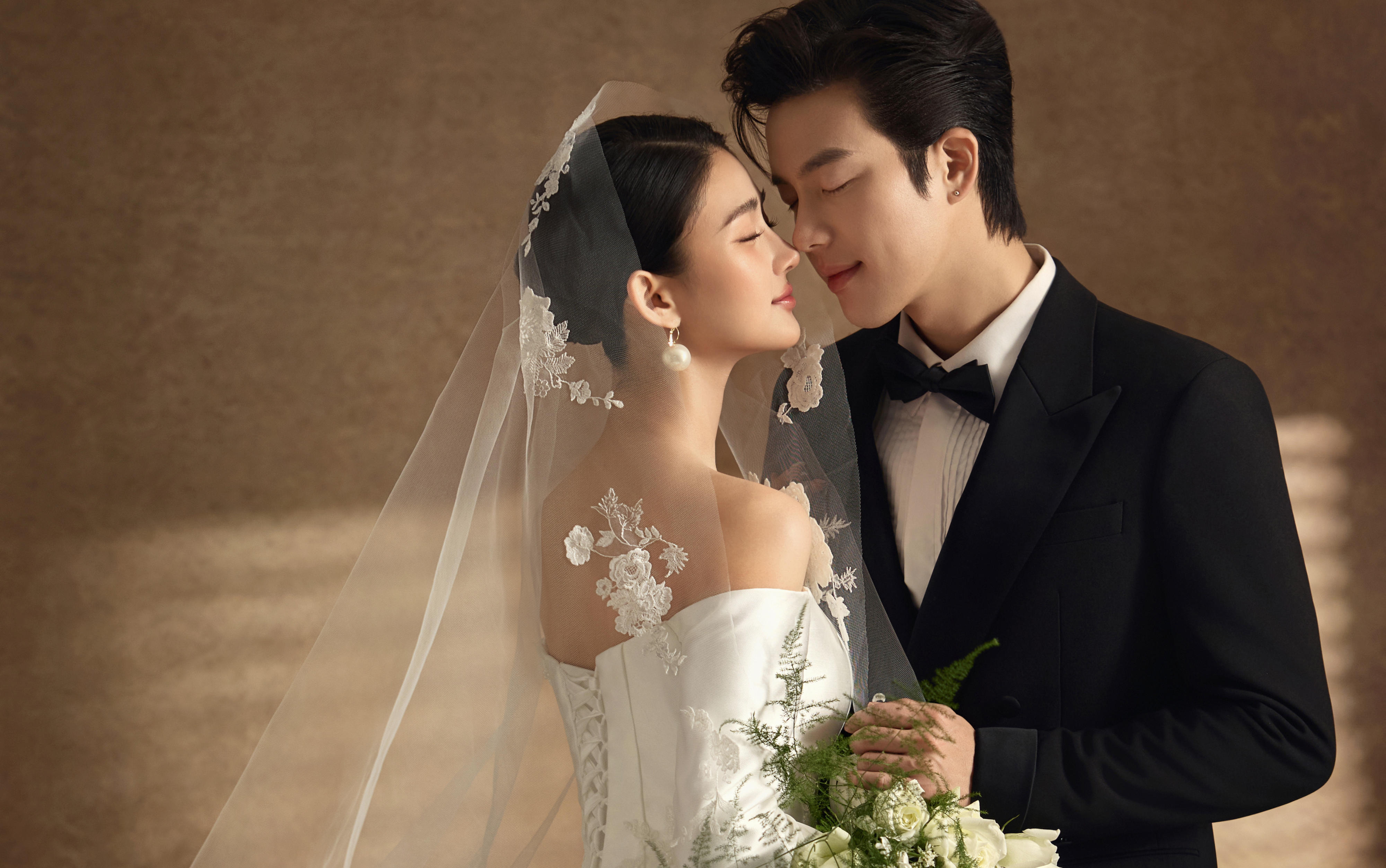 经典系列｜在镜头里解锁复杂又高级的婚照大片