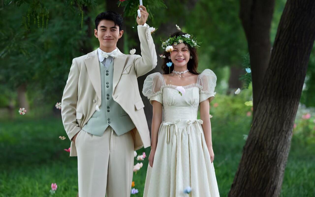 心動預(yù)警??看了n遍還是好喜歡的森系婚紗照！