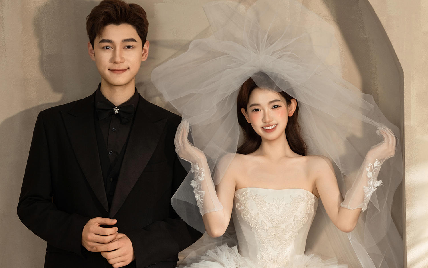 說皇冠婚紗照顯浮夸？這套油畫風(fēng)直接打臉！