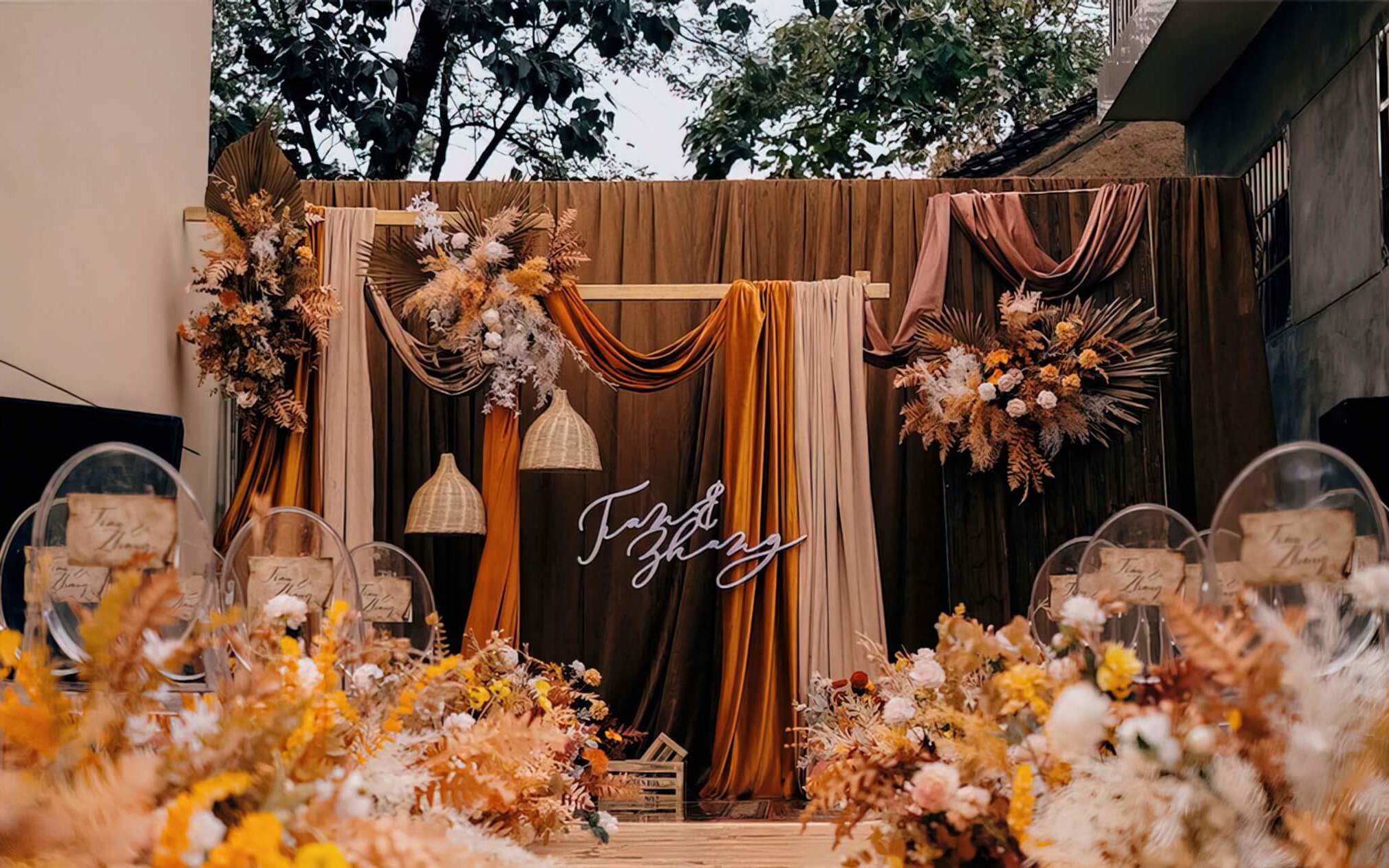 高級(jí)感小眾咖色戶外婚禮