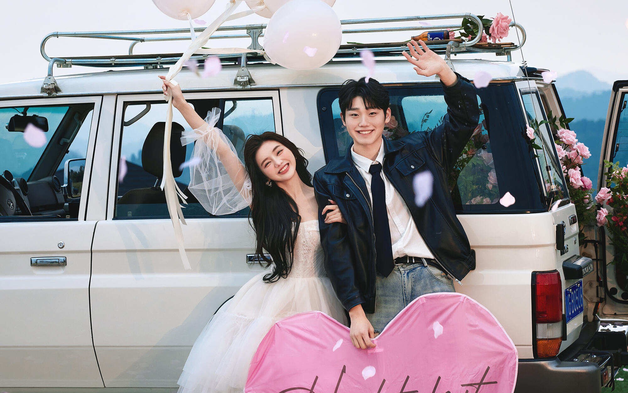 00后超絕活人感婚紗照｜真的太出片啦