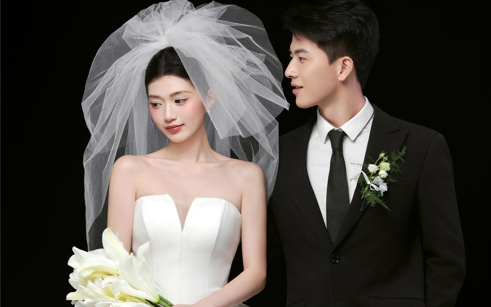 建议所有备婚女孩都把黑底韩系婚纱照锁死！