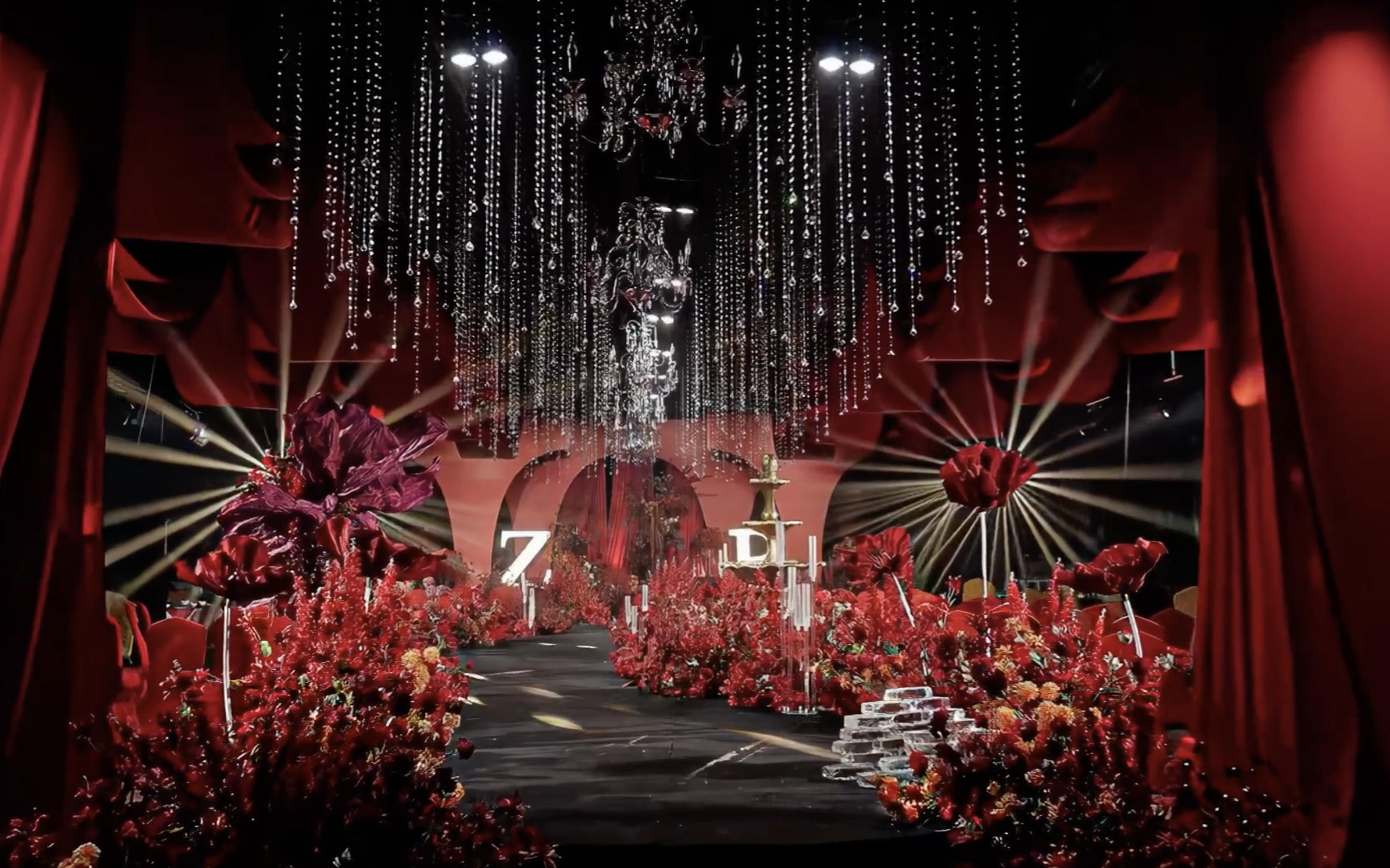 波尔多红质感婚礼