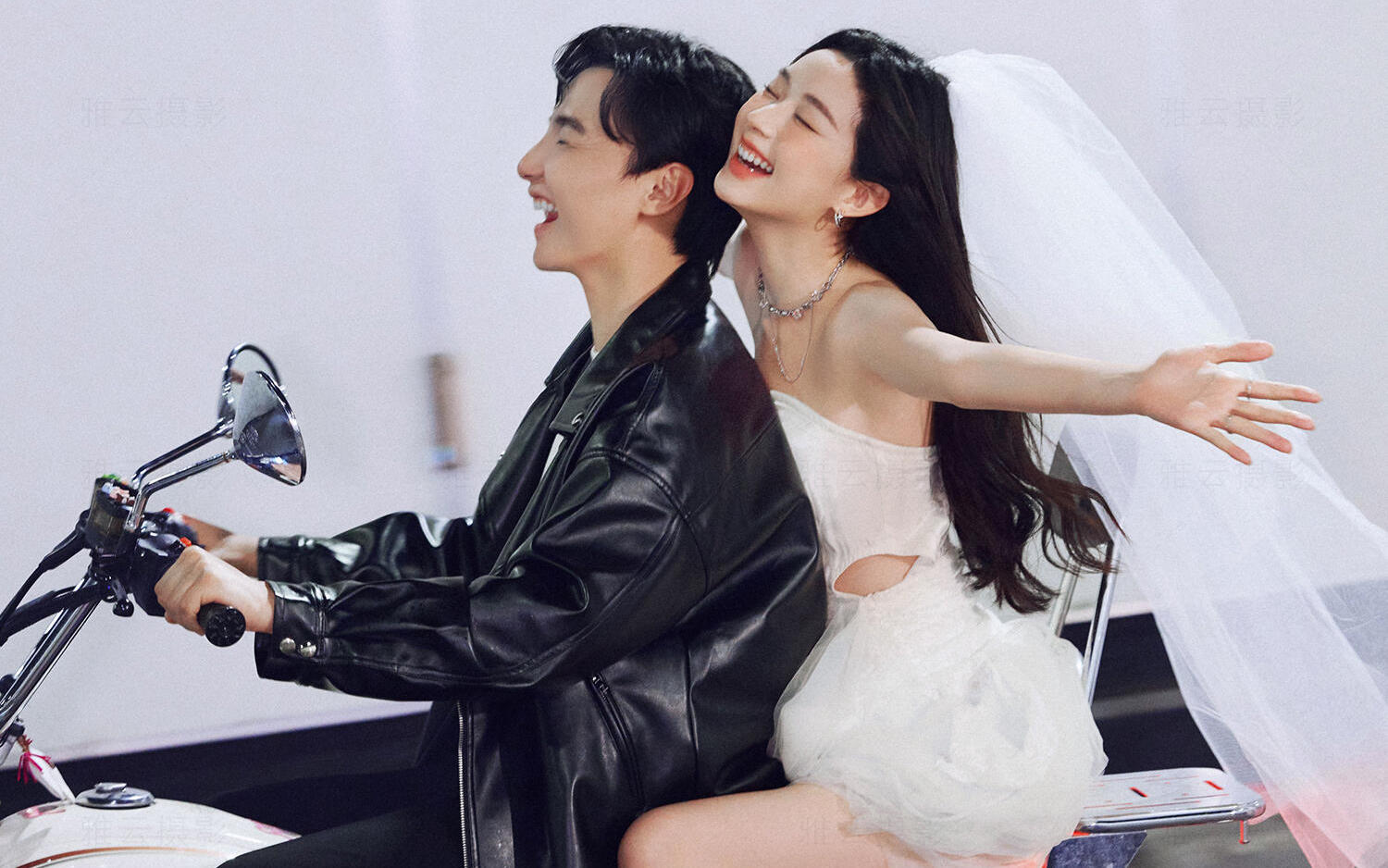 生命力至上🏍️不“鲜活”的机车婚纱照我不拍