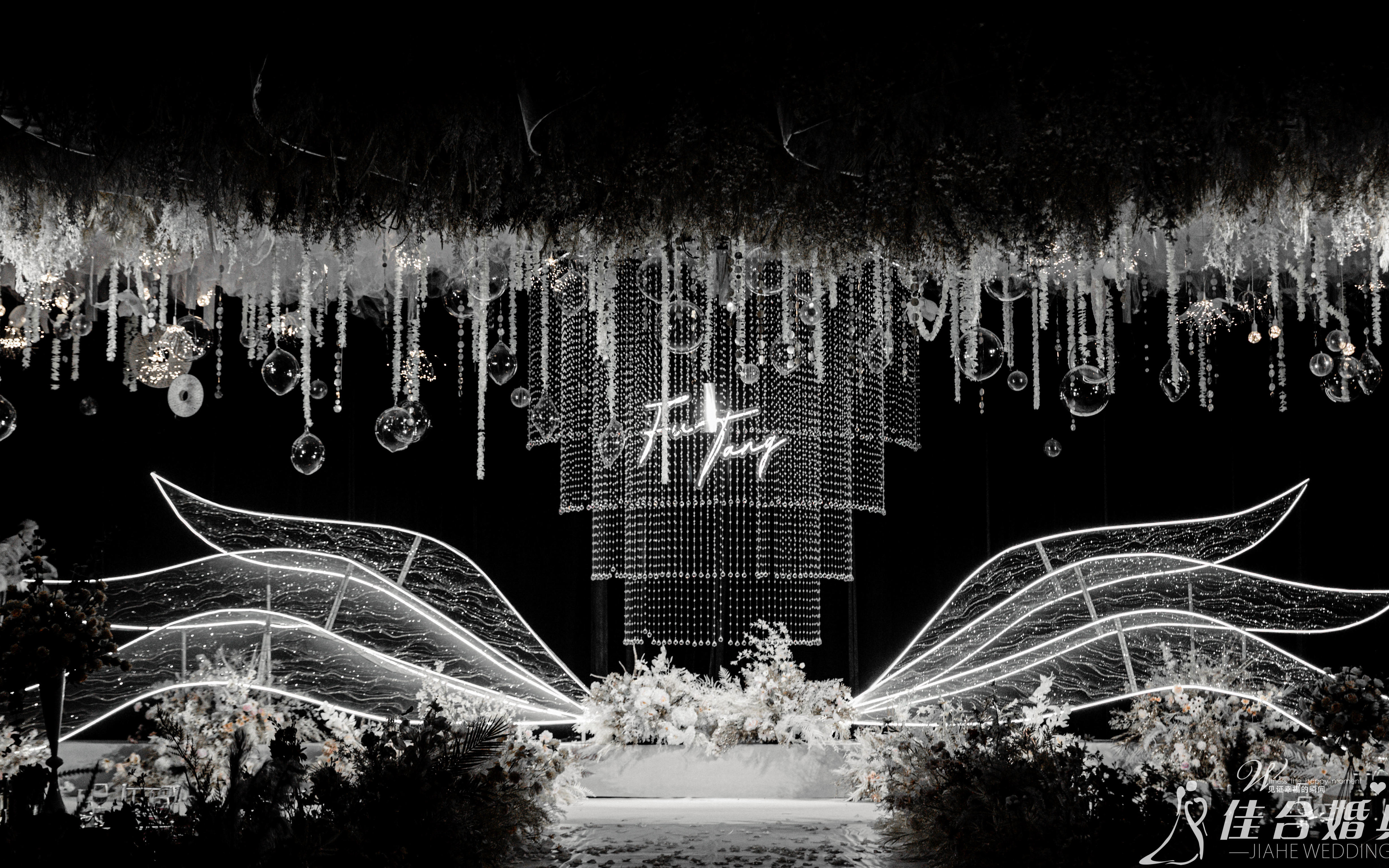 你是落入人间的天使以后我就是你的翅膀。