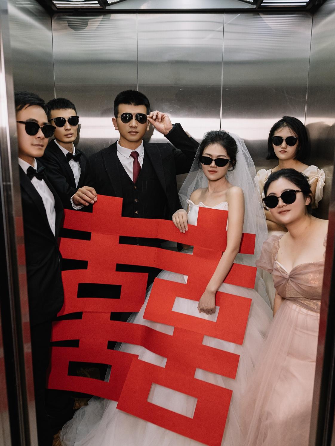 帥酷的新郎，美的新娘，愛啦甄選婚禮跟拍