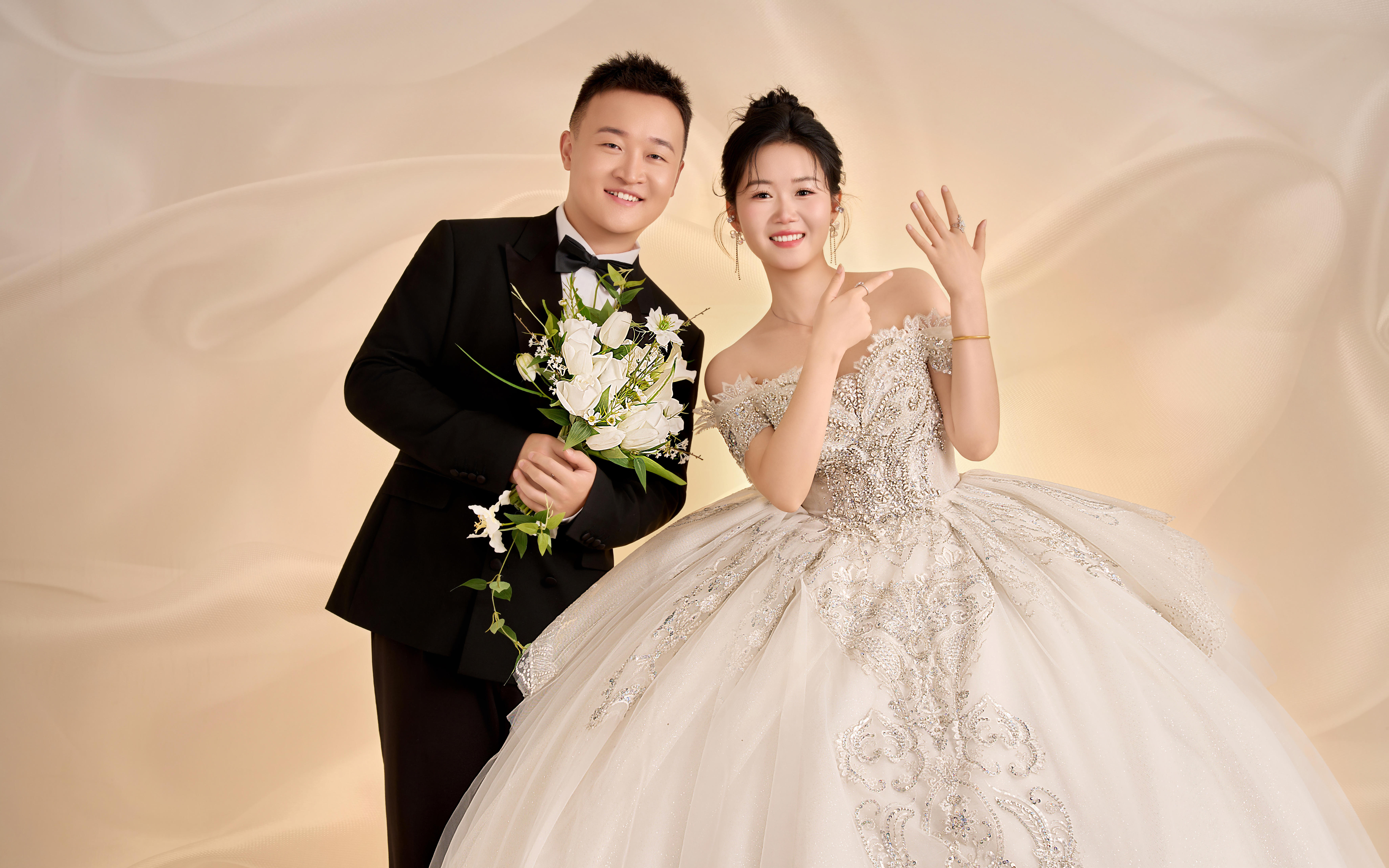 【半夏映畫客片】白先生&李女士