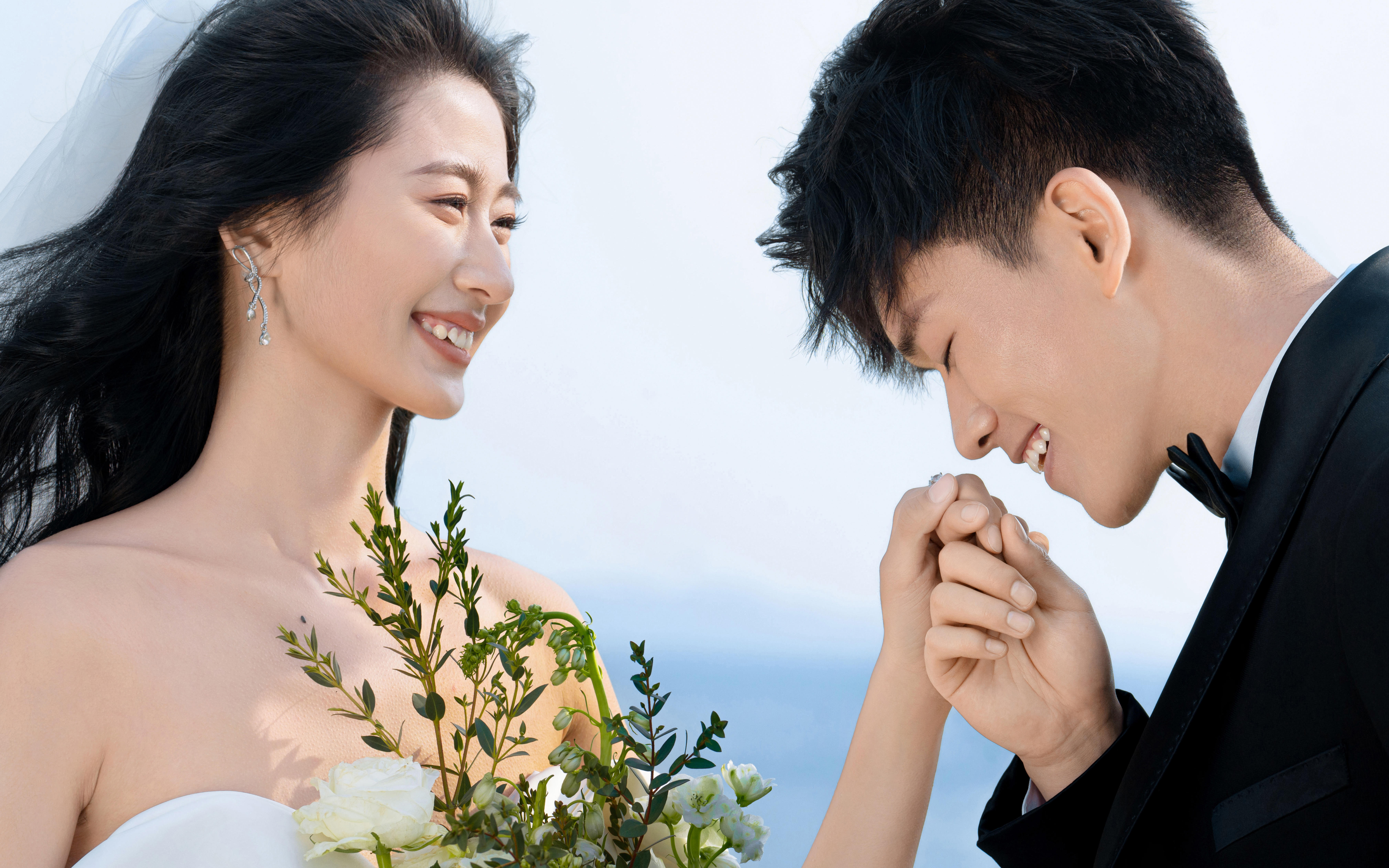 轻法式婚纱照仿佛进入莫奈油画世界