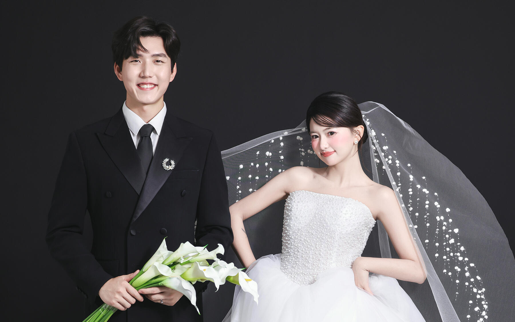 太爱韩式风主纱婚纱照啦 简约高级好甜蜜