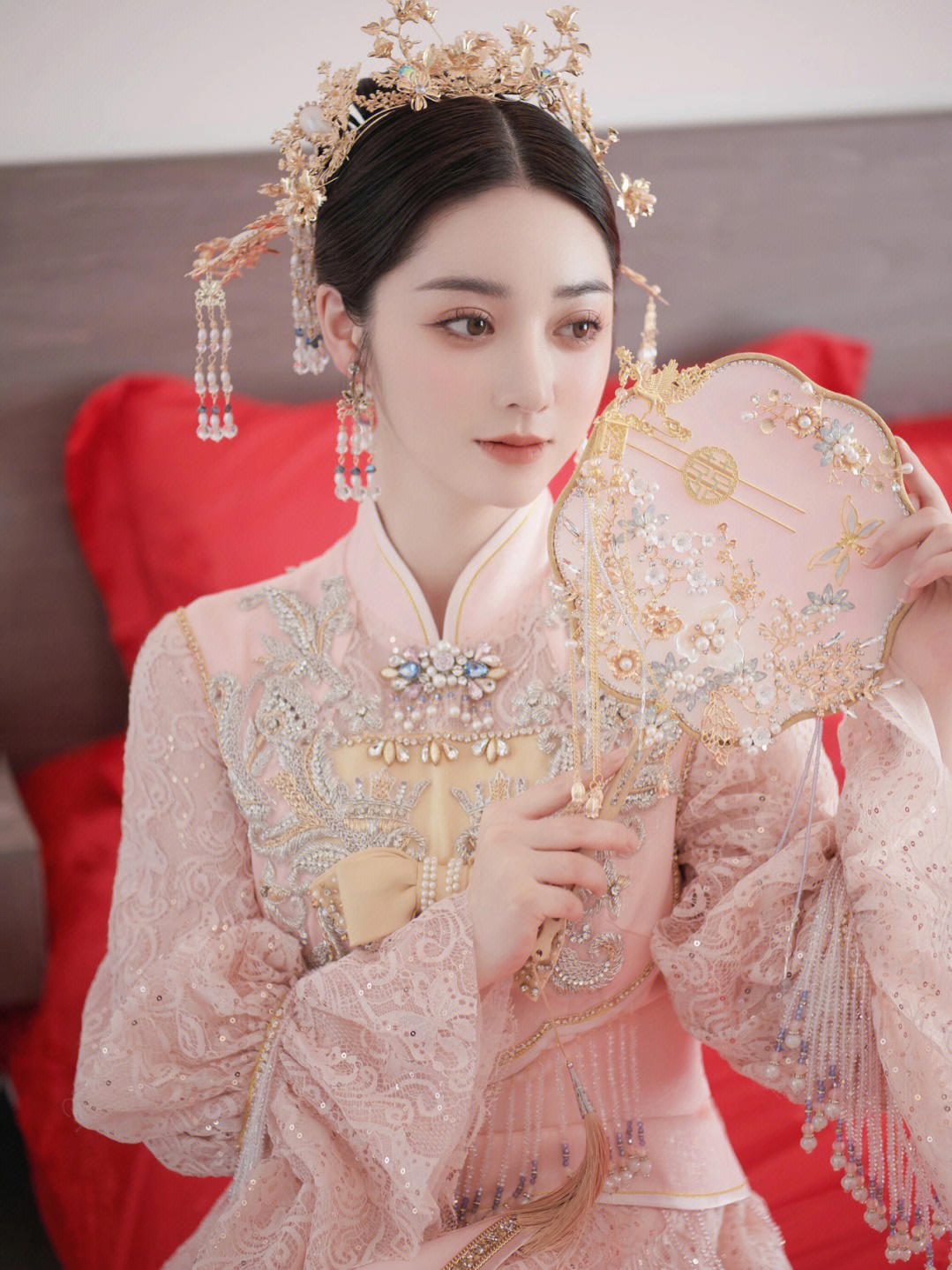 中式秀禾服造型