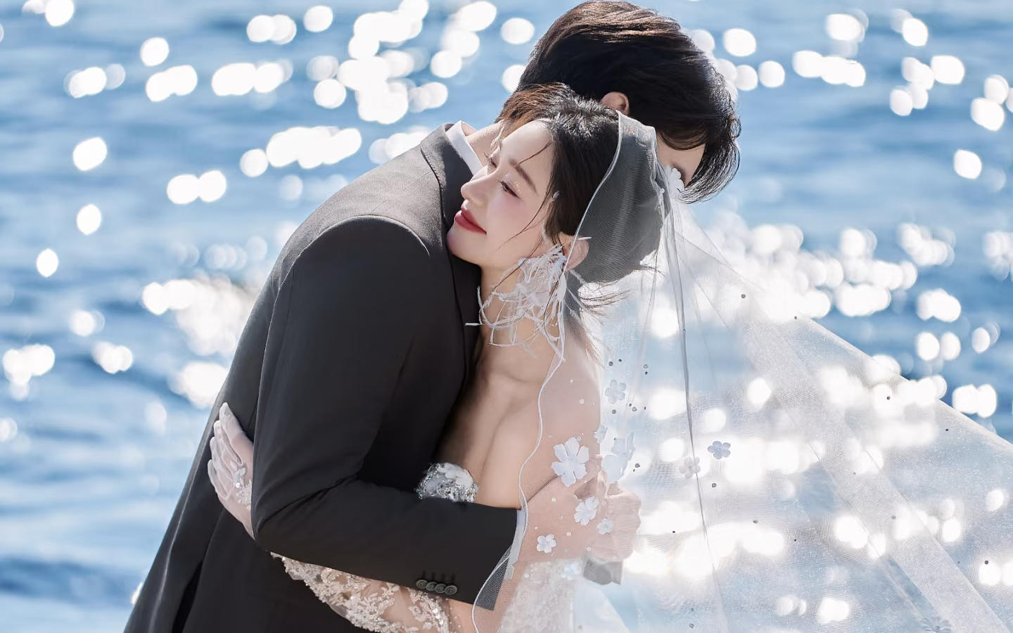 我们把对海的喜爱收录在婚纱照里！纪实旅拍