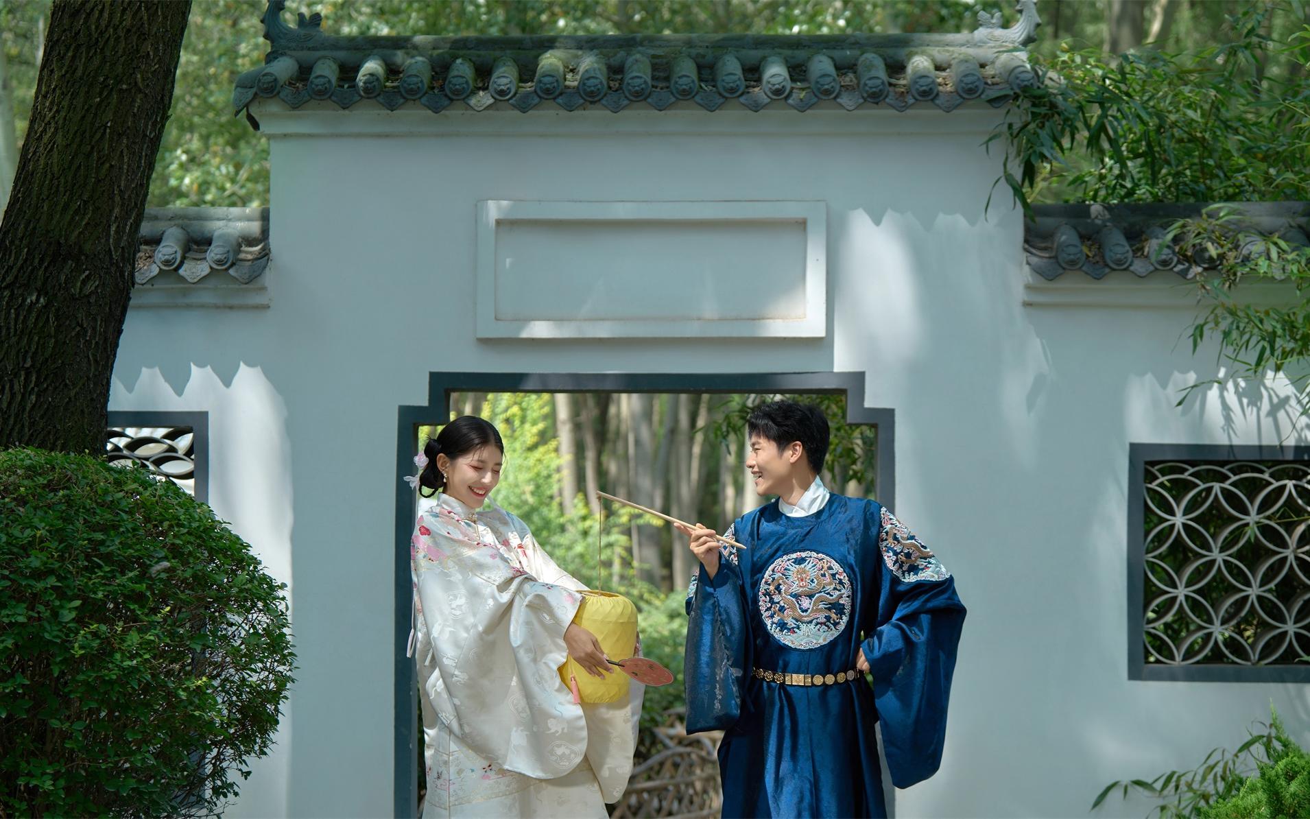 园林汉服婚纱照 | 许你一场古韵绮梦💕