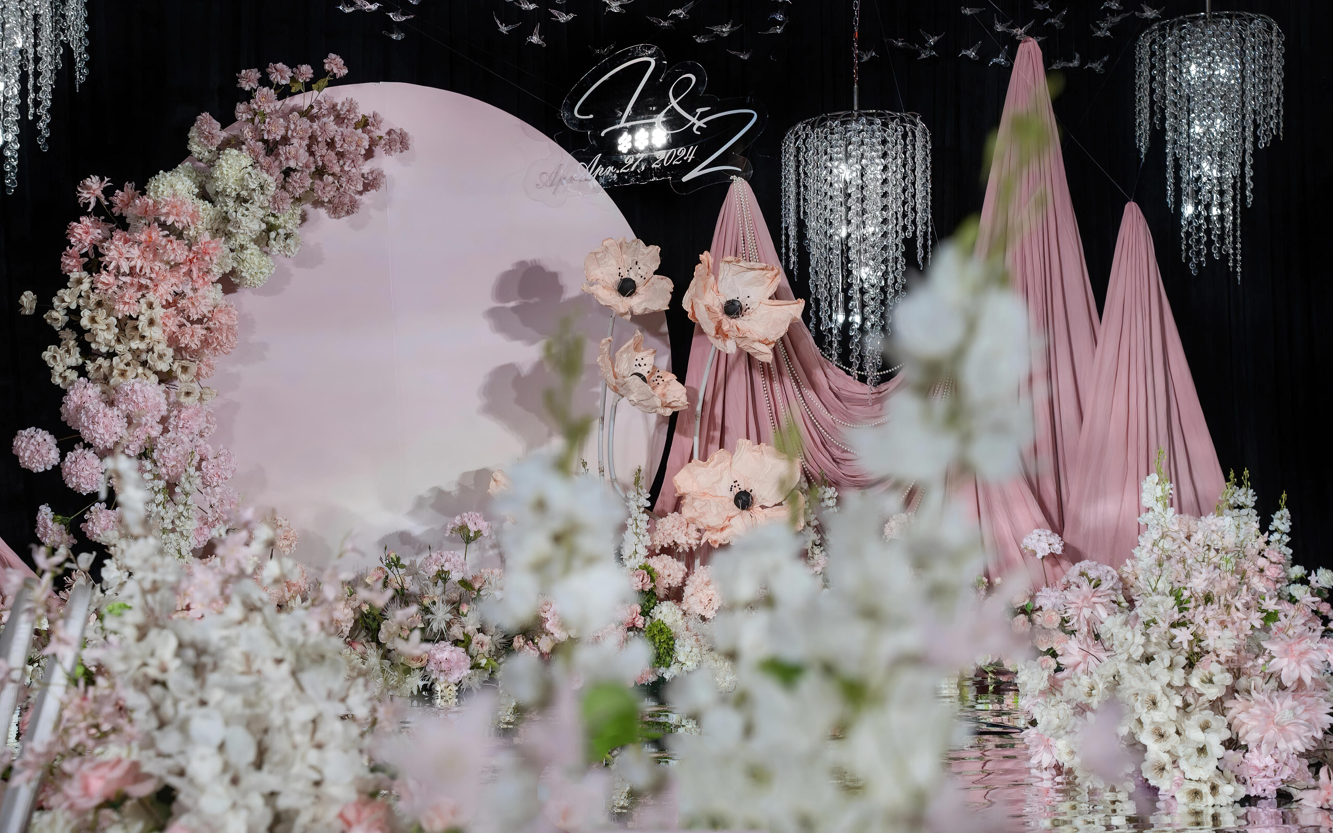 2026年網(wǎng)紅款 粉色水晶風(fēng)格 適合中小廳