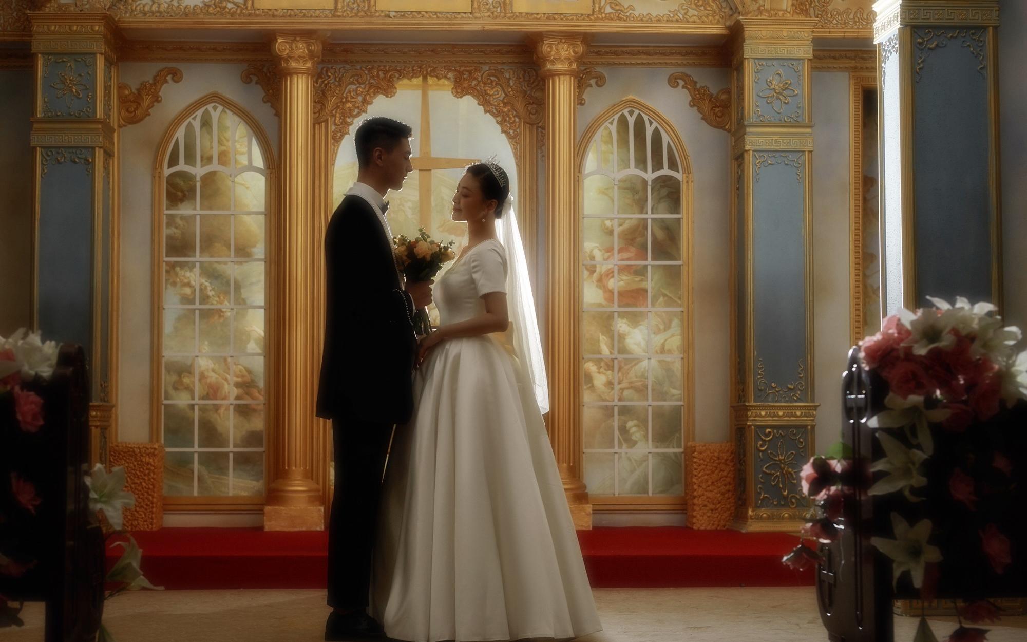 《鎏金岁月里的加冕》