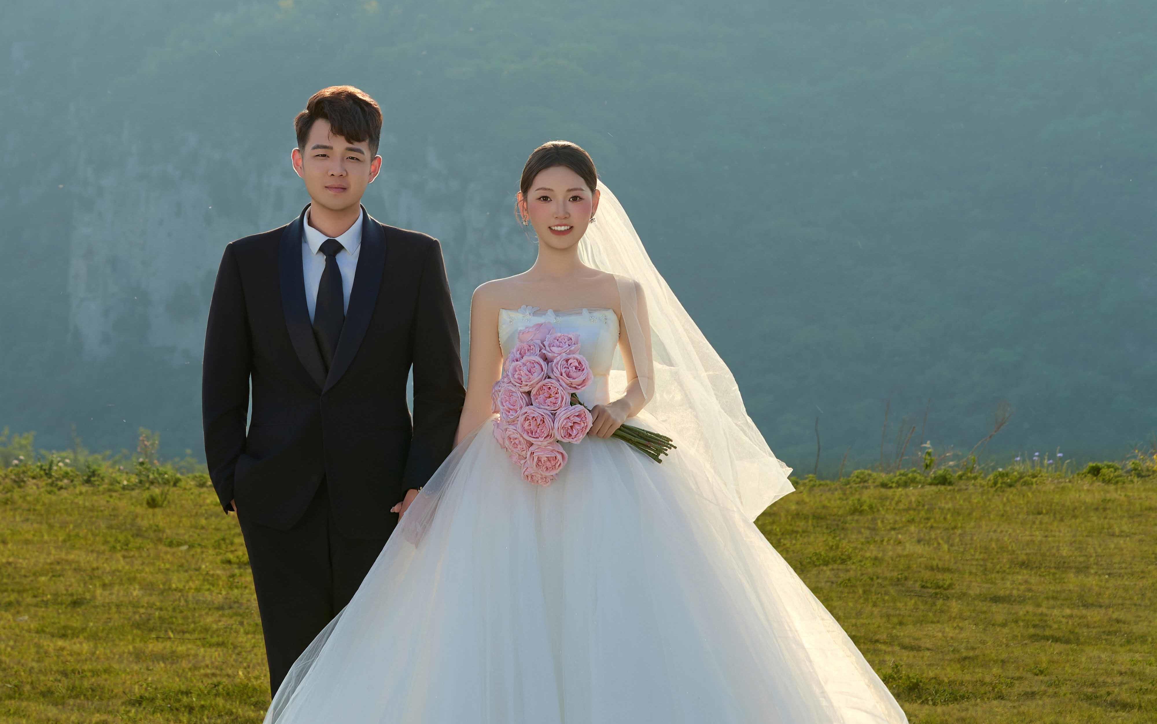 年轻活力00后喜欢的婚纱照