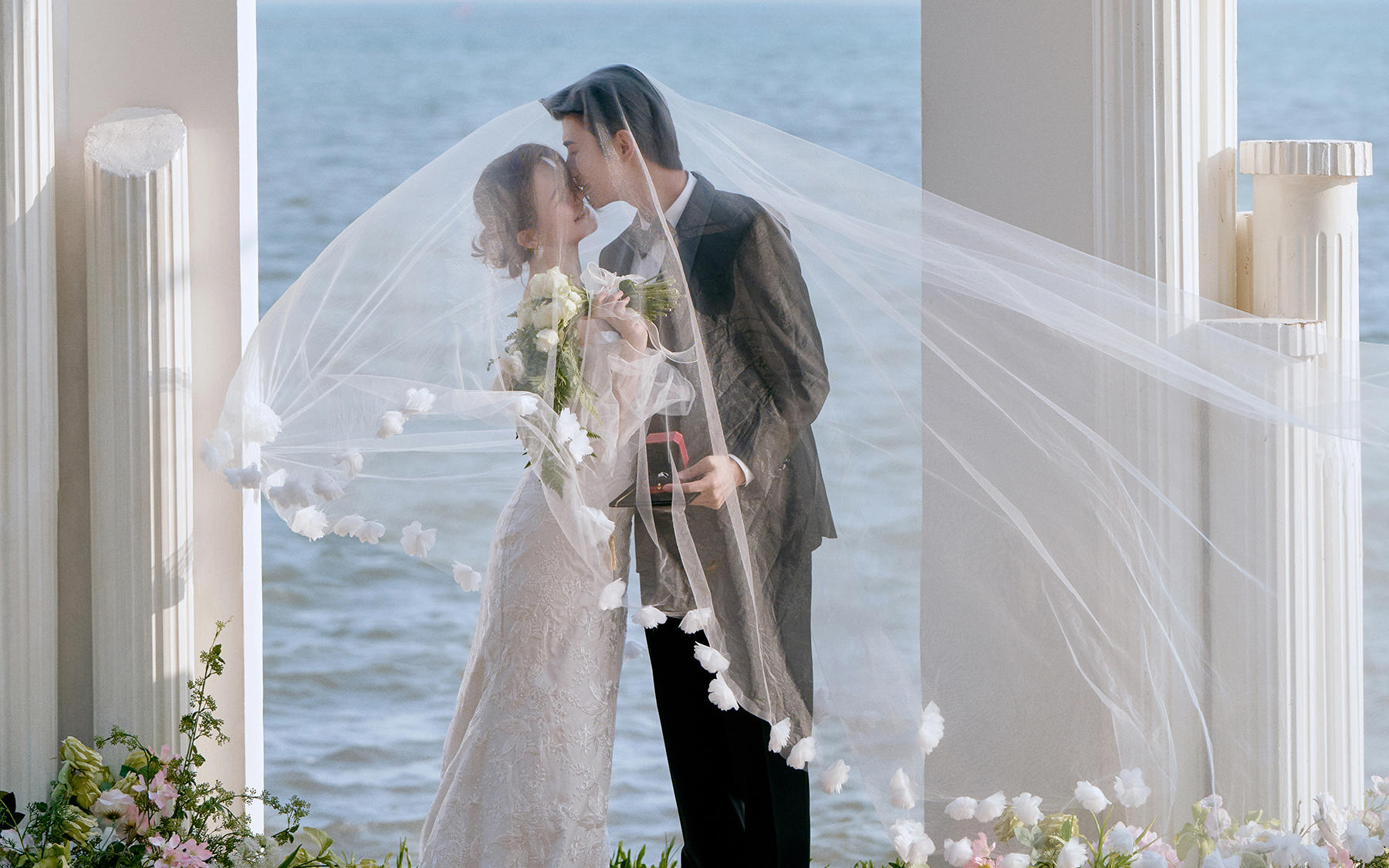 歐式羅馬柱婚紗照~浪漫湖景婚紗照