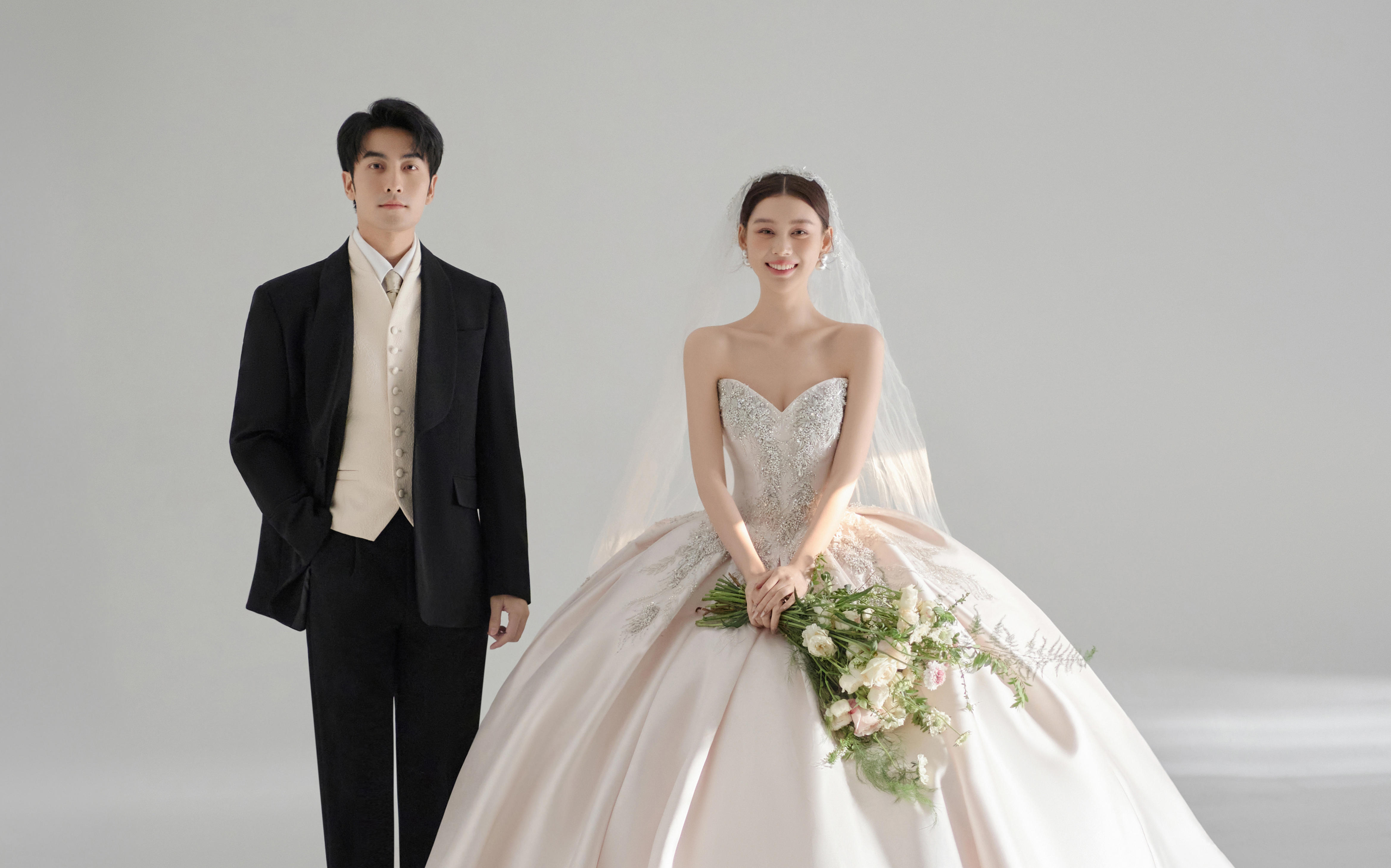 昆明婚紗照內(nèi)景婚紗照高定婚紗照