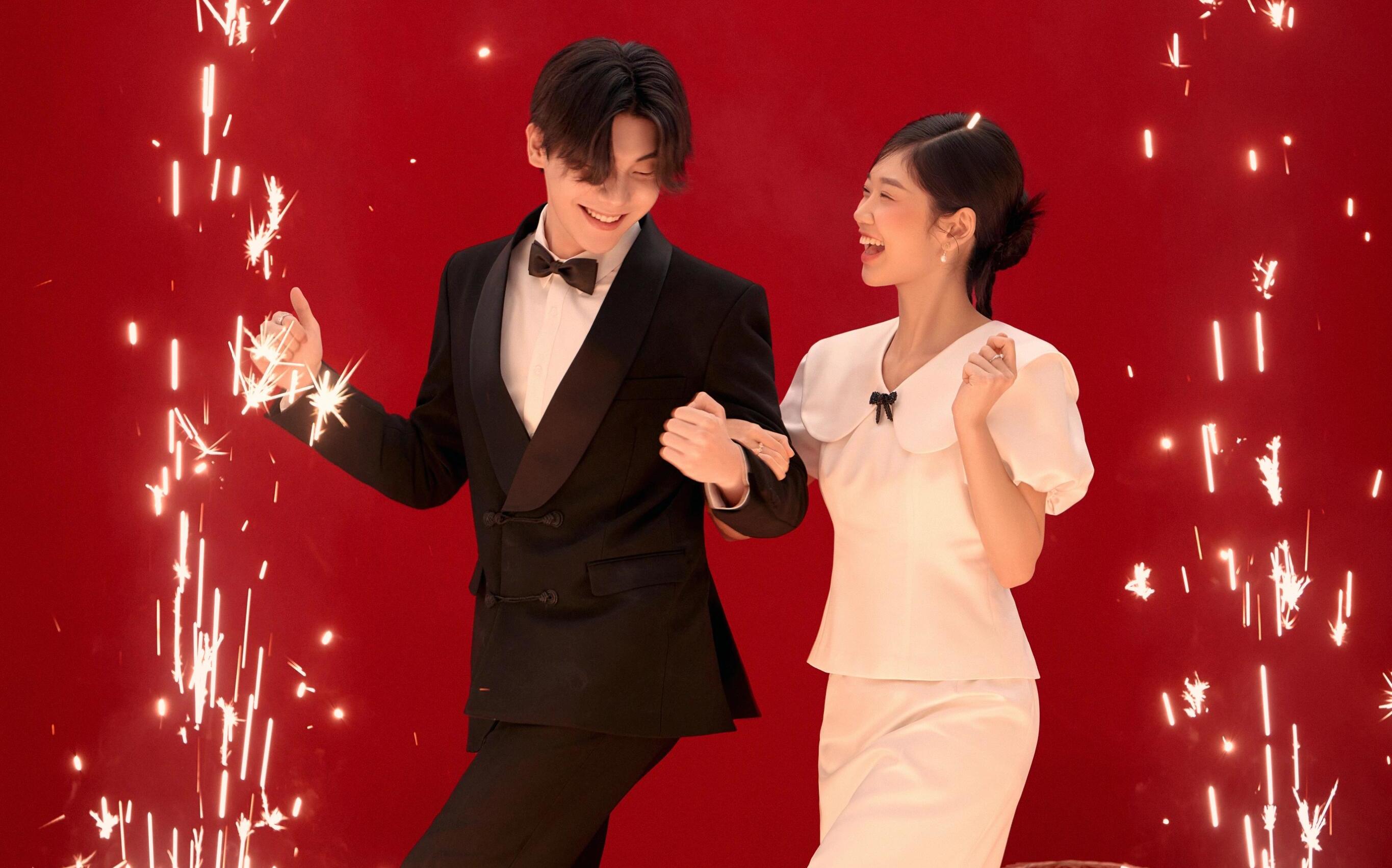 全家都夸的新中式婚纱照❤️俏皮甜蜜太好看