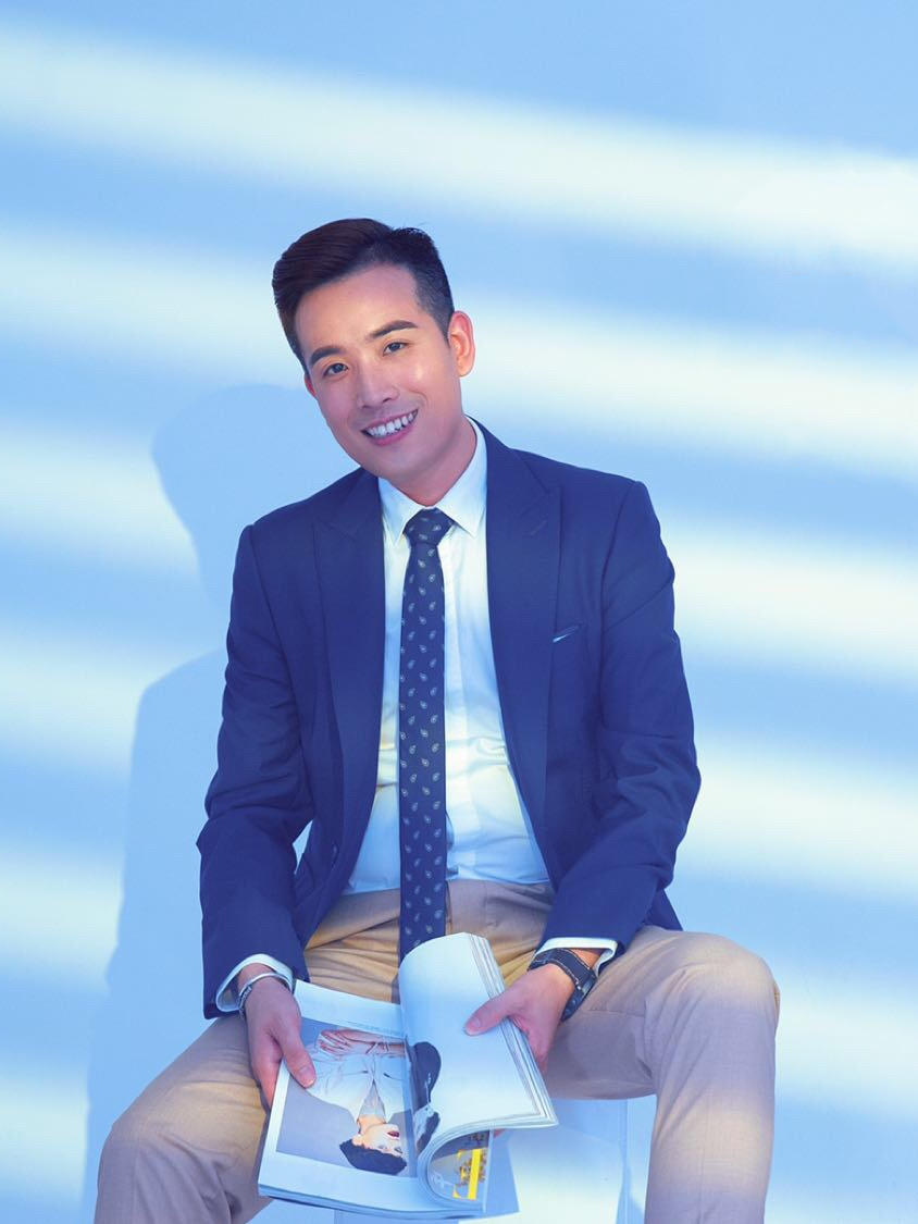 FANZY梵玺天蓝色休闲西服