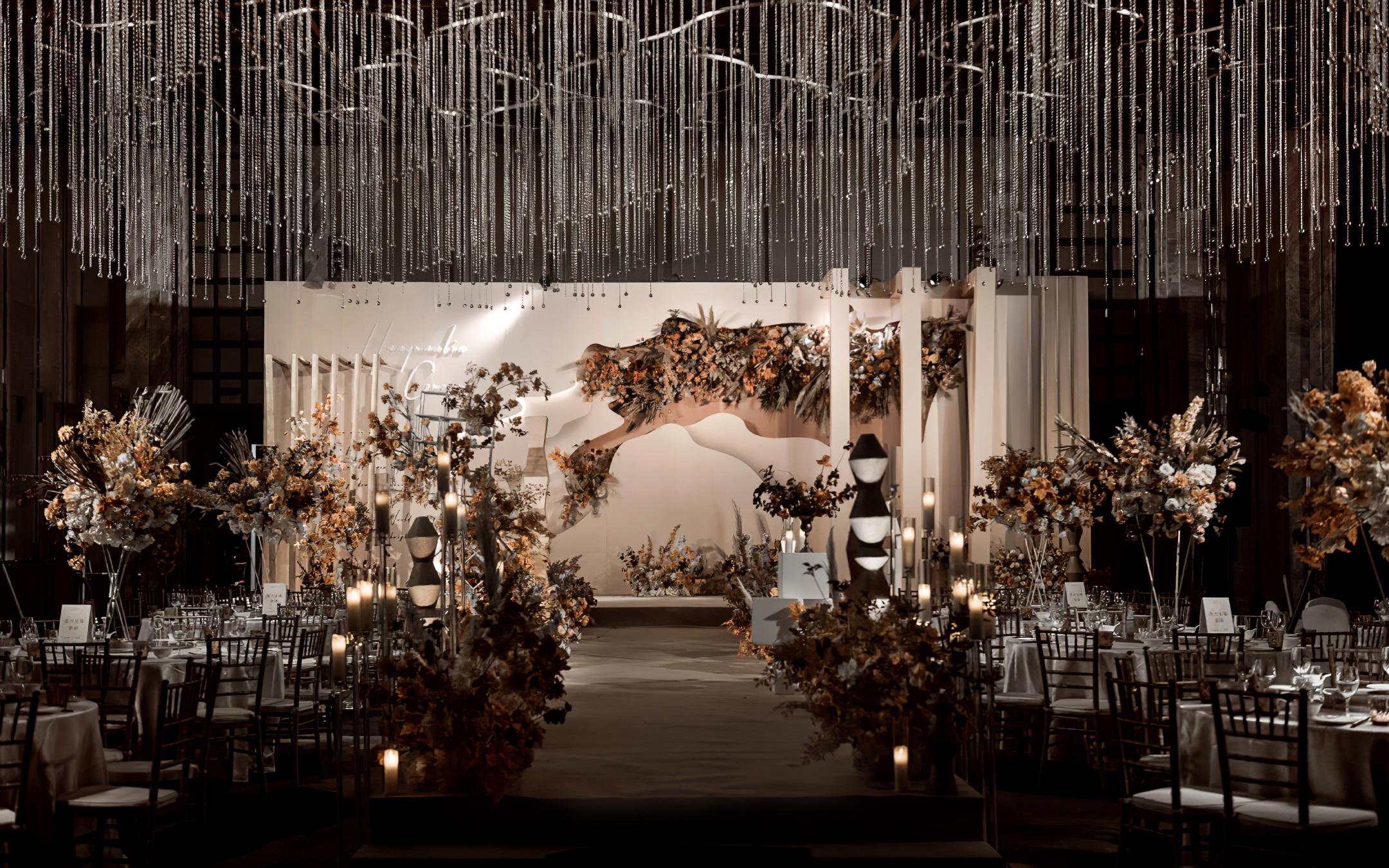 2022慕爱女王酒店时尚婚礼布置套餐C