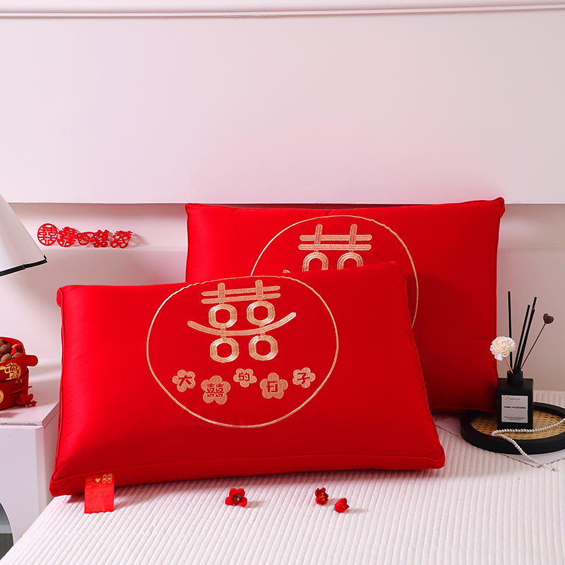 新款大红枕头婚庆枕芯