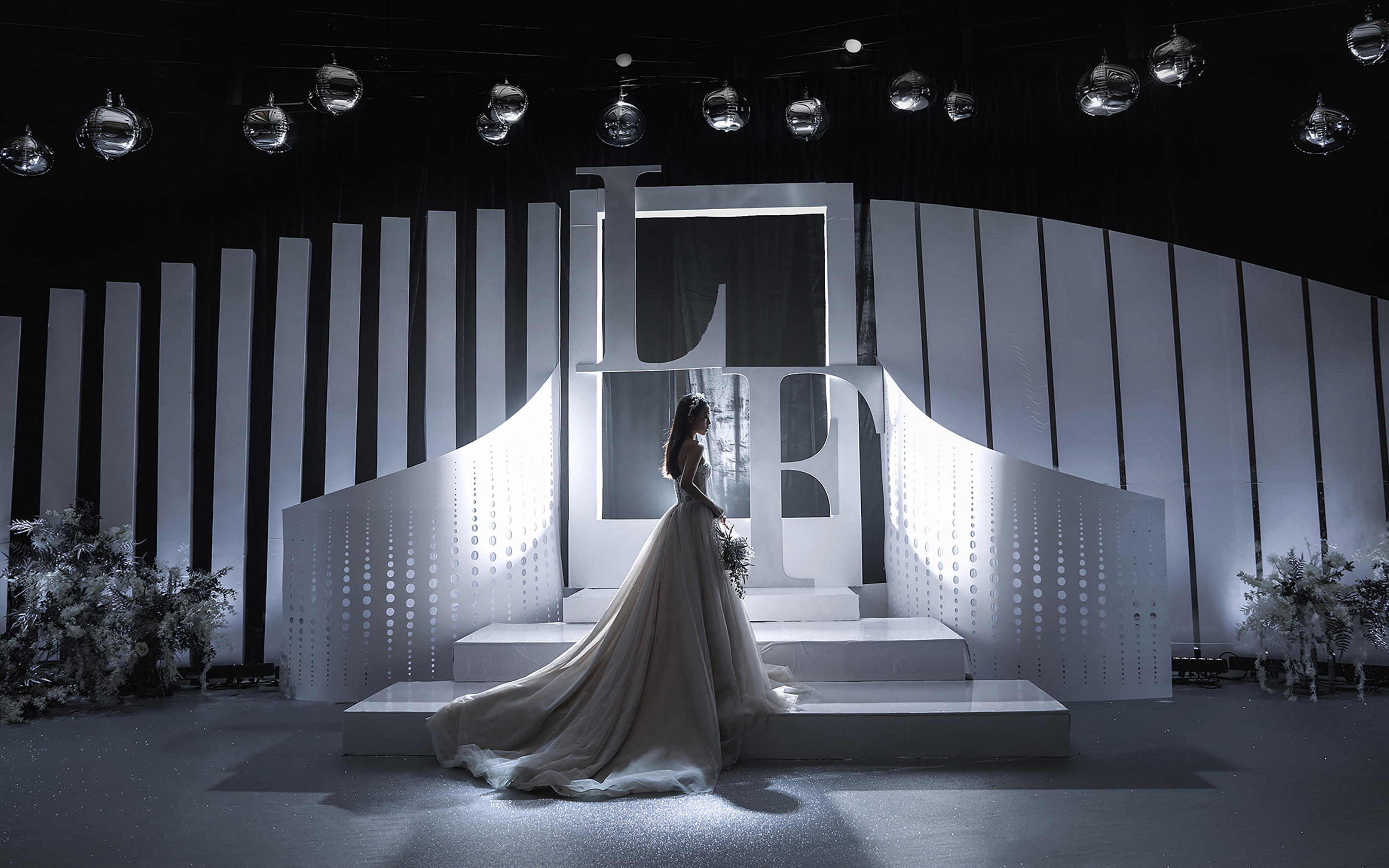 大气秀场风婚礼现场·爱谛尔婚礼定制