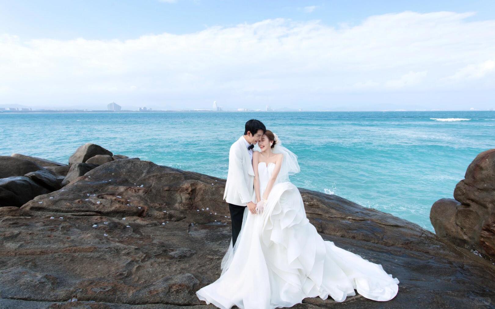 ??穿上婚紗在三亞蜈支洲島拍下超美的海