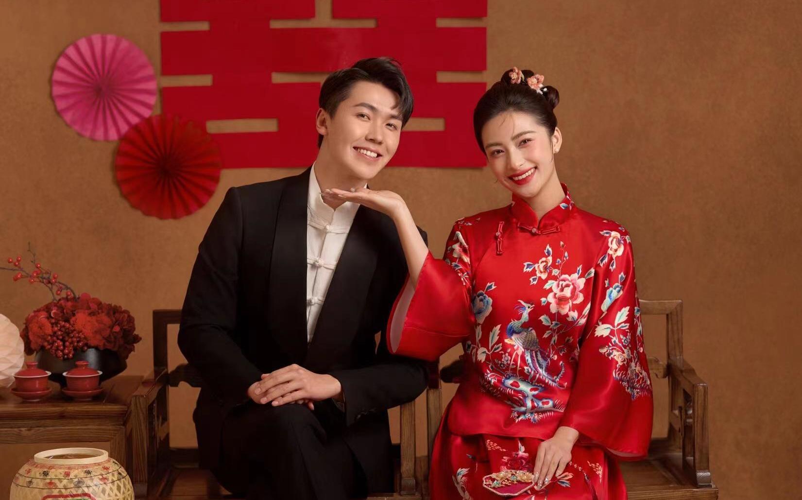 00后新娘的本命婚纱照,青春热烈的东方红