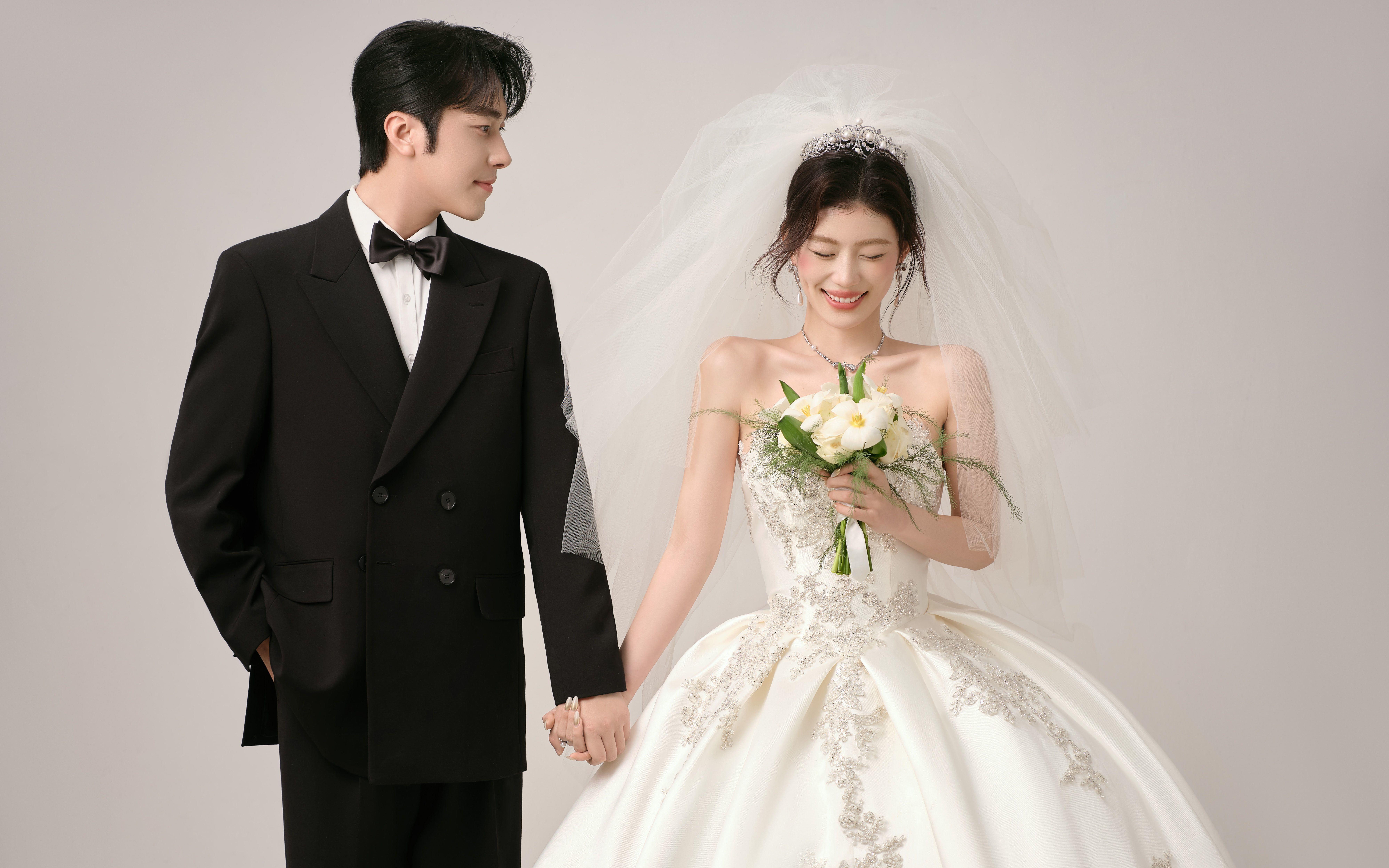 纯纯的极简唯美婚纱照