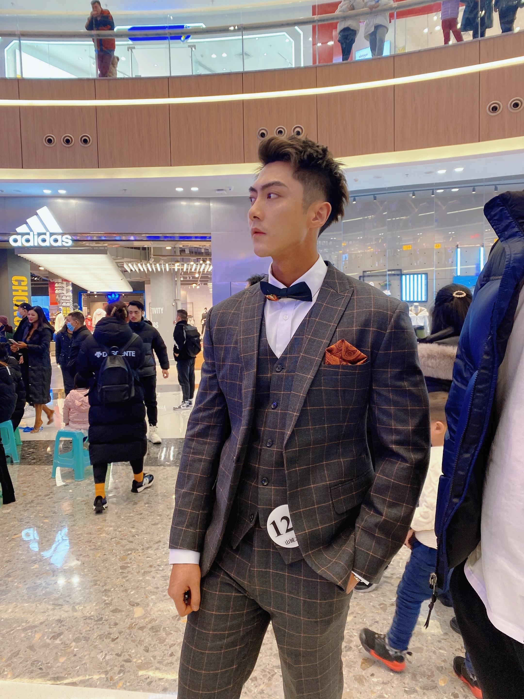 FANZY2022-暗黑粉金-绅士结婚西服四件套