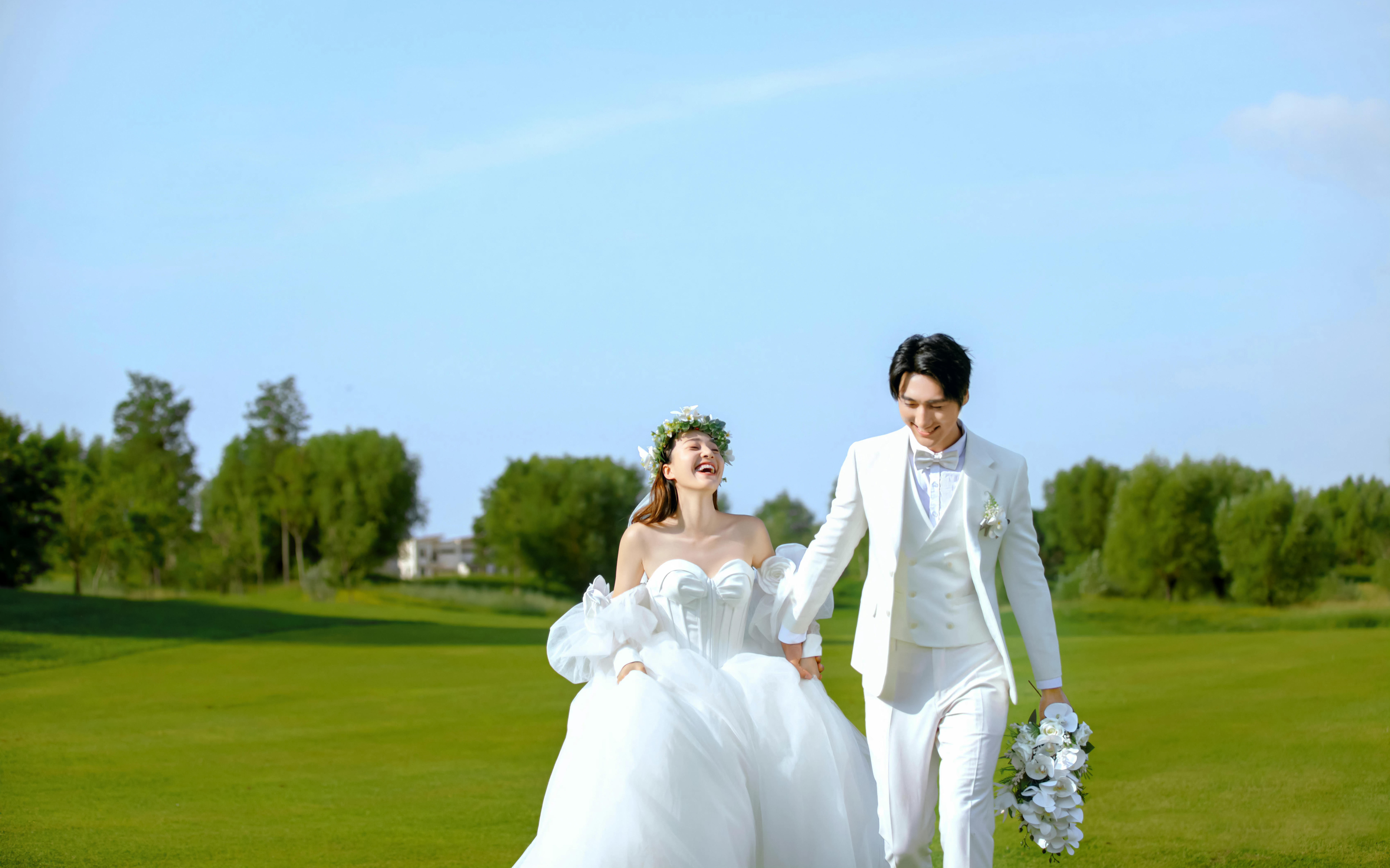 【施华洛摄影】草坪小清新婚纱照