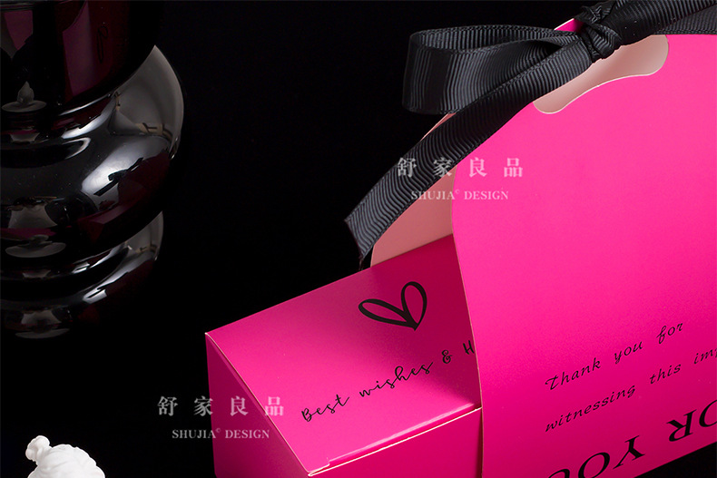 50個ins風愛心喜糖盒新款結(jié)婚高級感 內(nèi)盒尺寸（11*6.5*6.5）