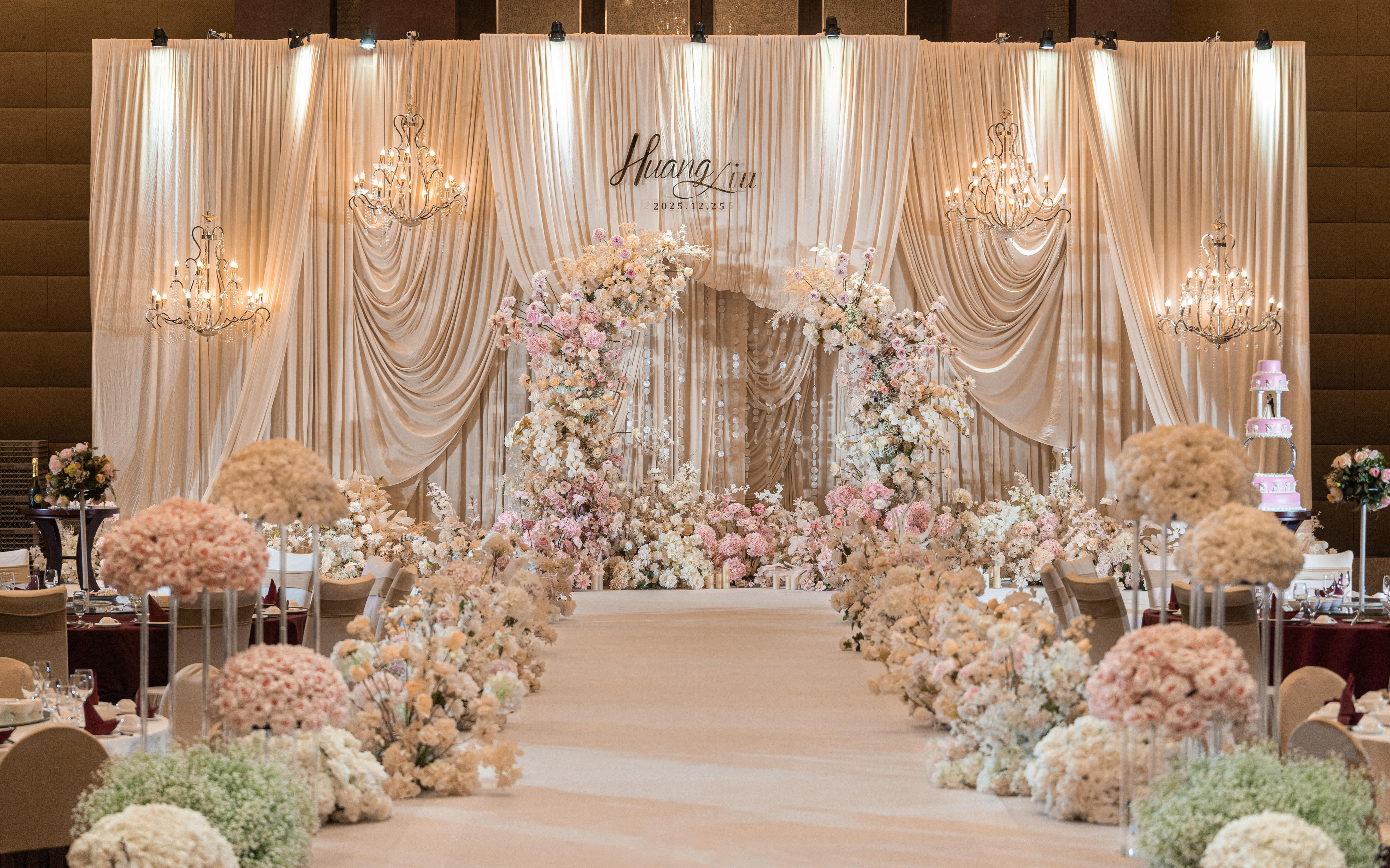 浪漫婚礼定制-韩式布艺