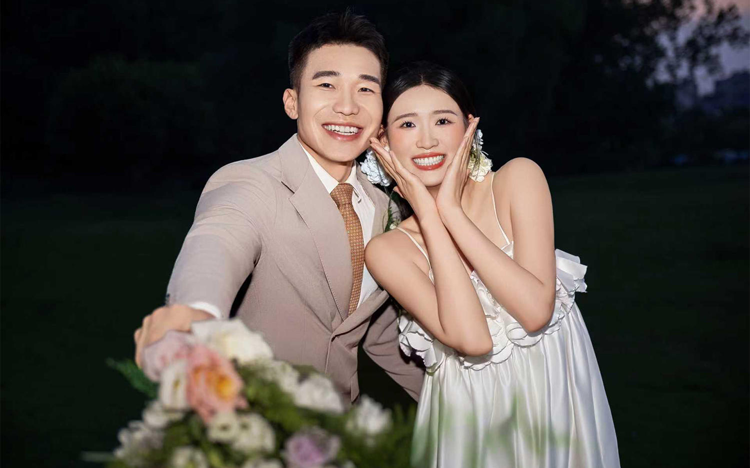 ins风森系婚纱照~夜景婚纱照