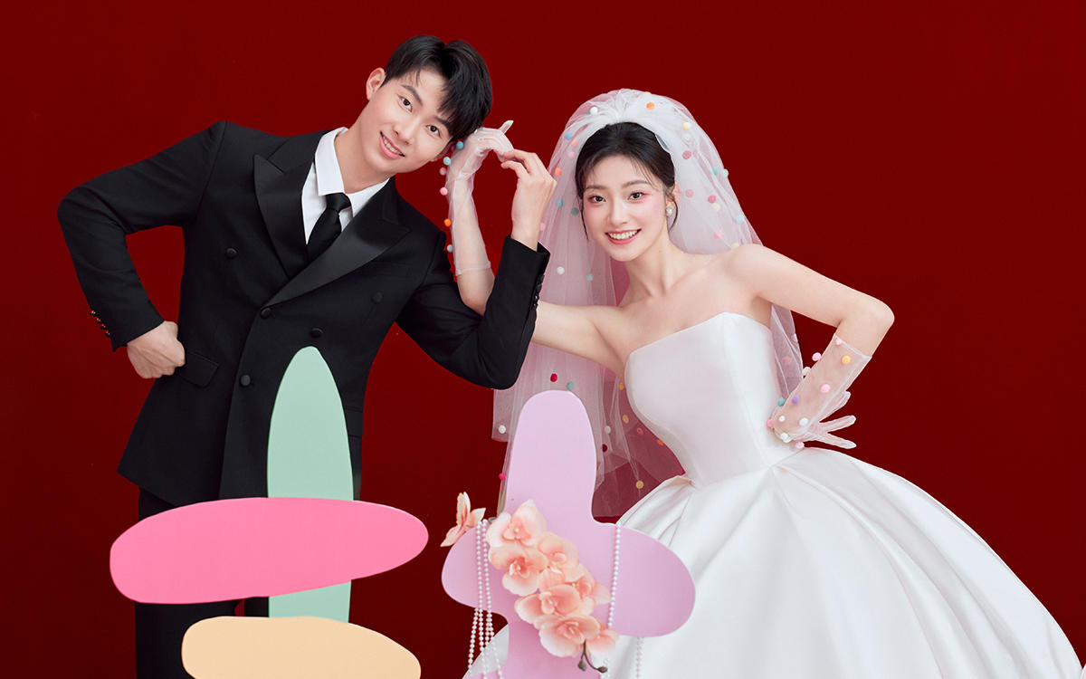 【D視覺攝影】誰說婚紗照只能中規(guī)中矩！傳統(tǒng)又俏皮