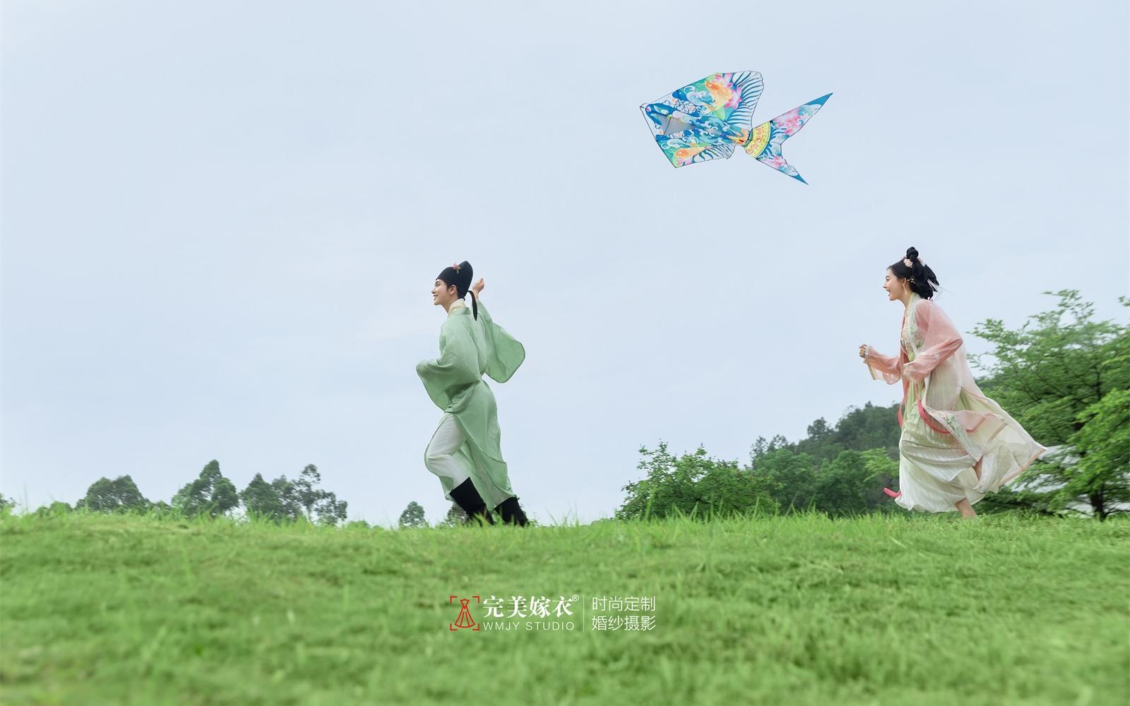 【春日宴】清新又甜蜜🌸古偶汉服婚纱照很难不磕❗