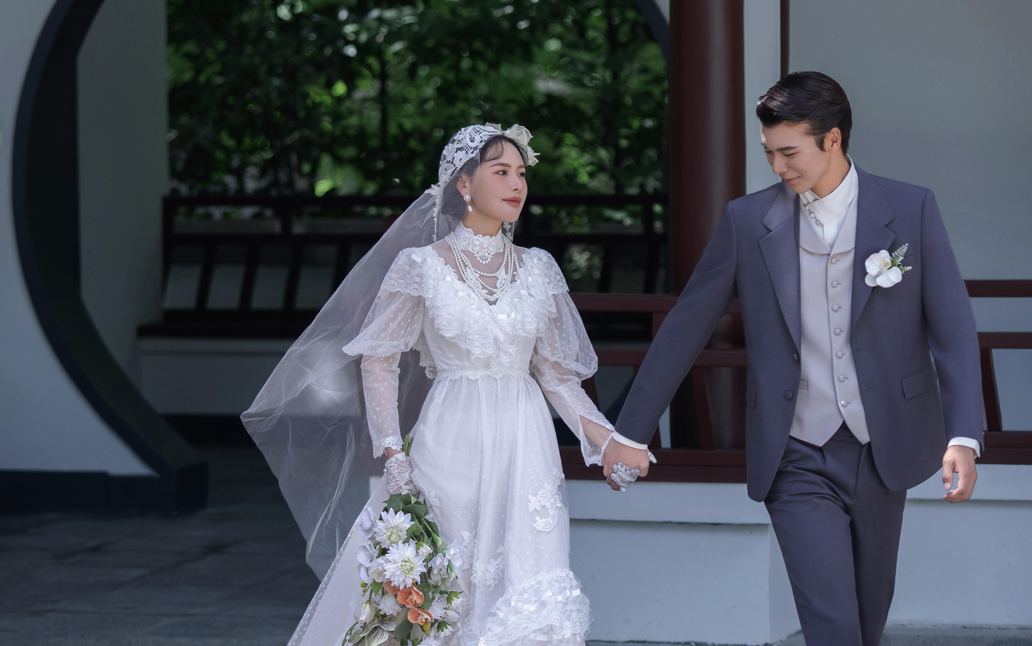 复古园林婚纱照