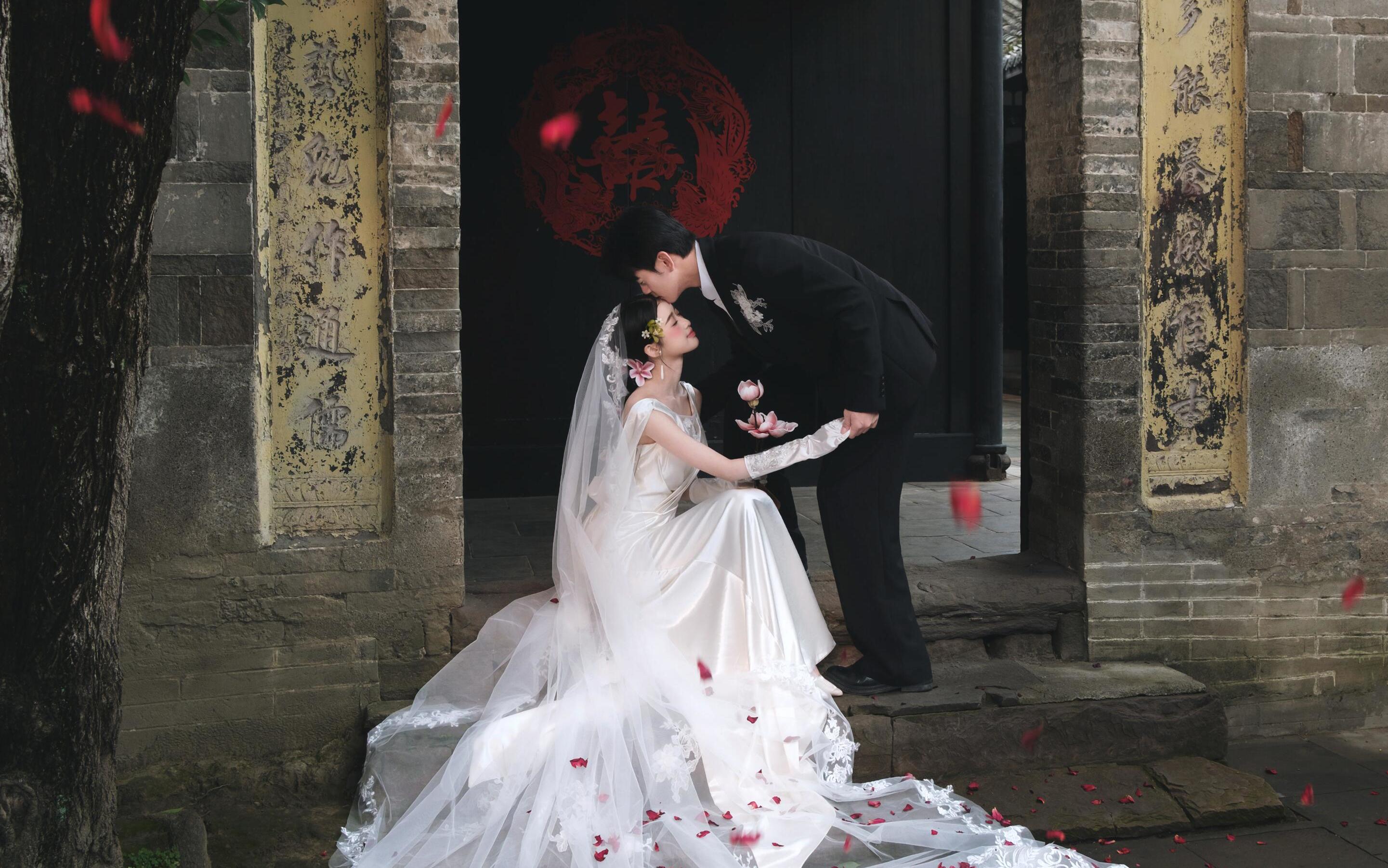 沦陷于中式浪漫✨我们的婚纱照美得像一幅画